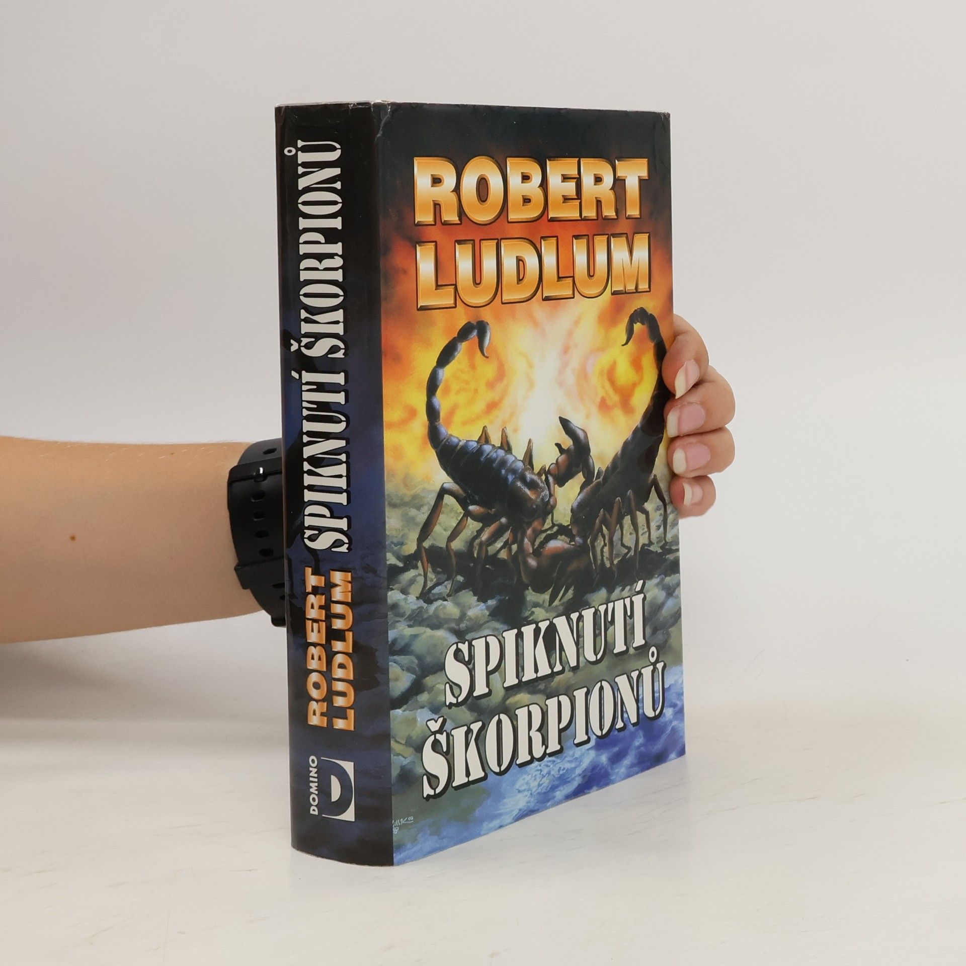 Robert Ludlum Spiknutí škorpionů