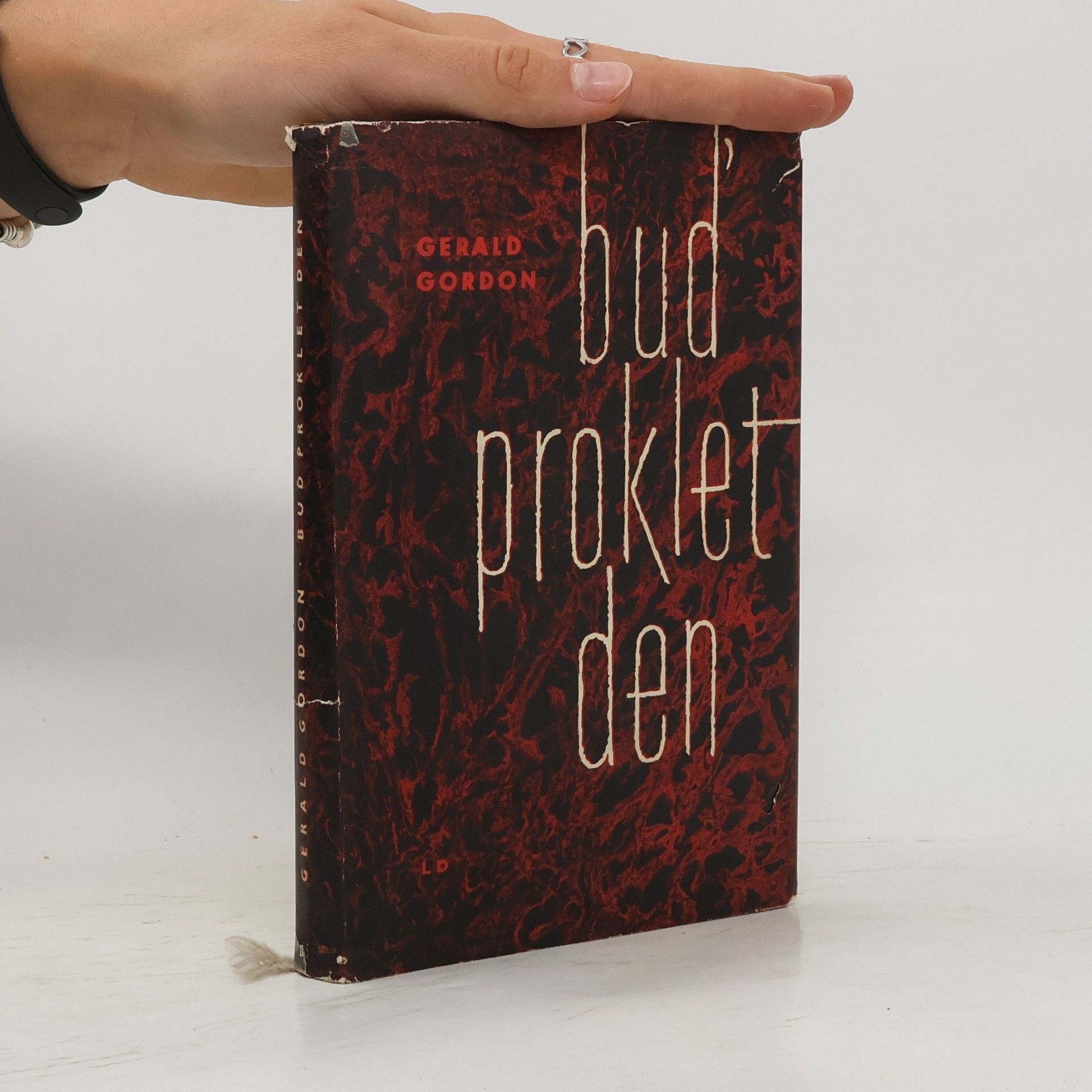 Gerald Gordon Buď proklet den