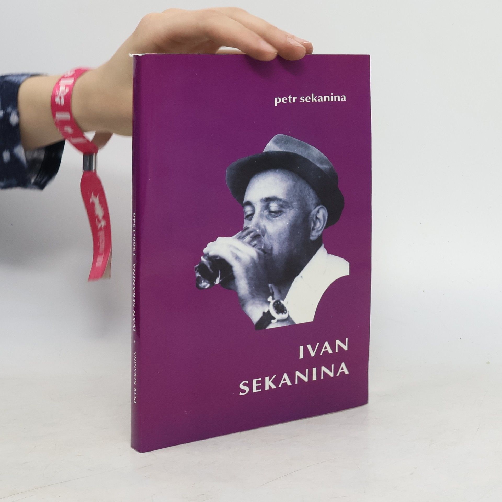 Petr Sekanina Ivan Sekanina : 1900-1940