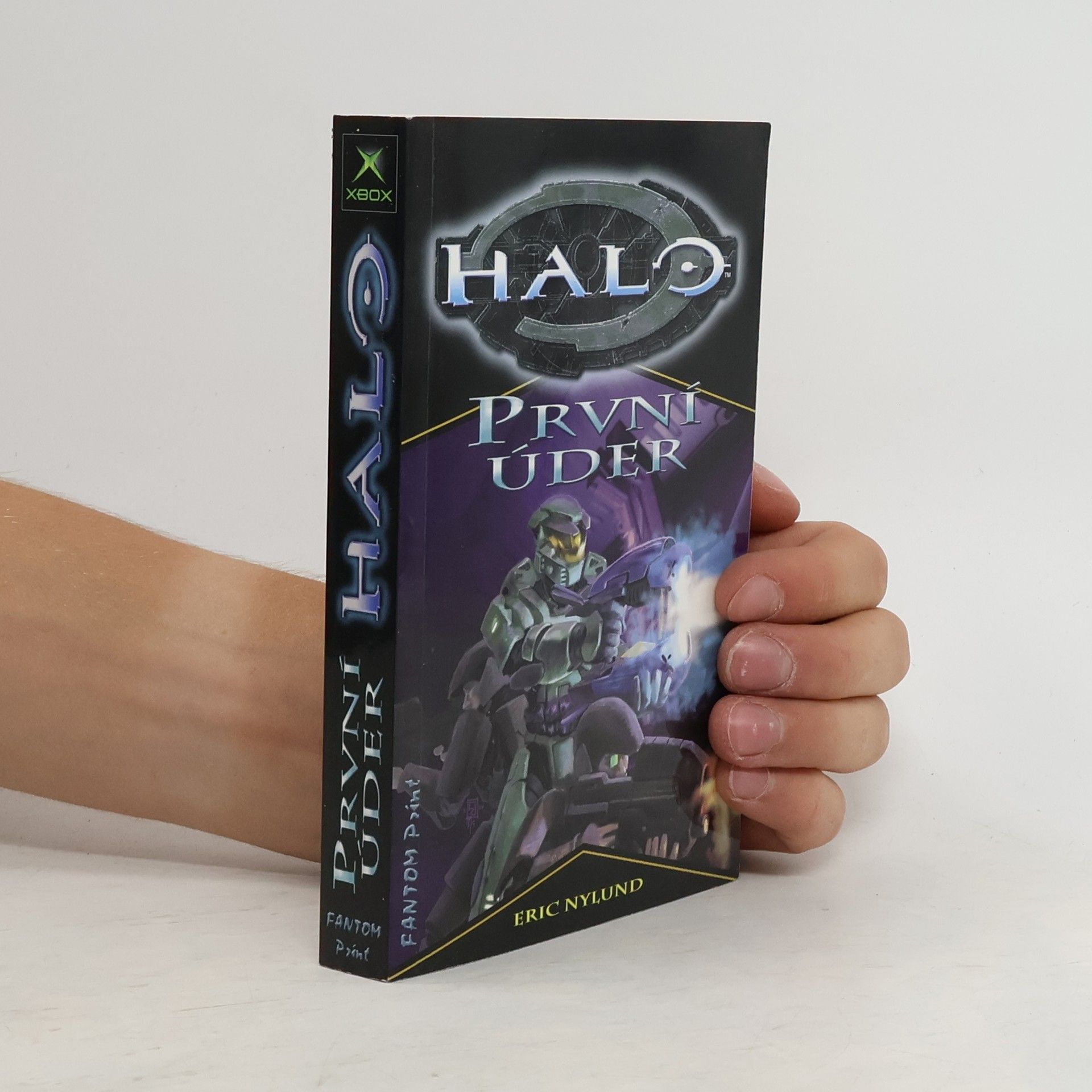 Eric S. Nylund Halo. První úder.
