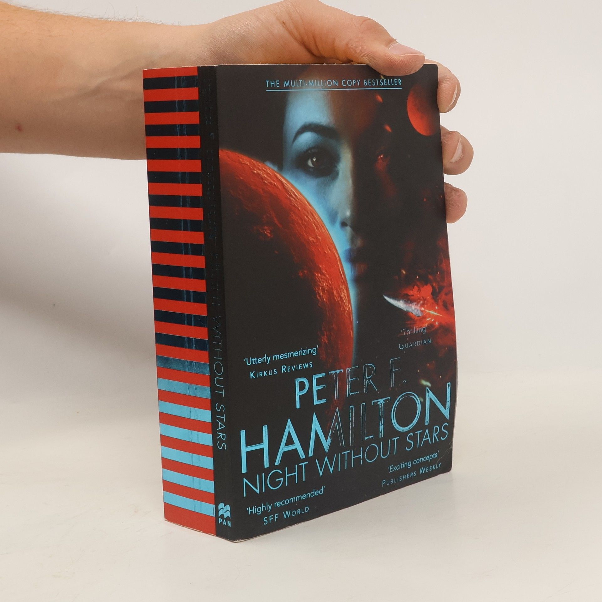 Peter F. Hamilton Night Without Stars