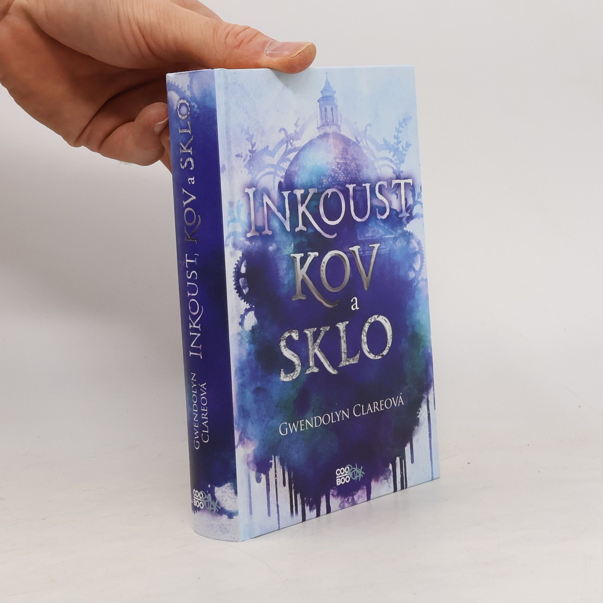 Gwendolyn Clare Inkoust, kov a sklo