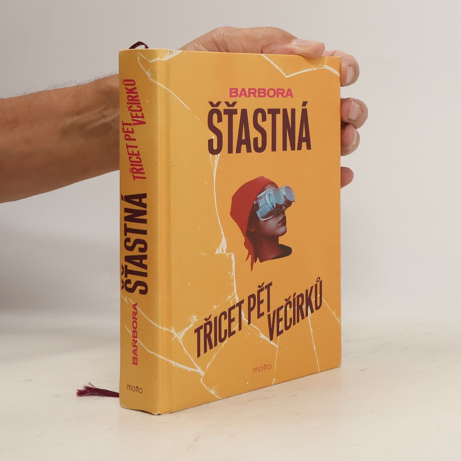 Barbora Šťastná Třicet pět večírků