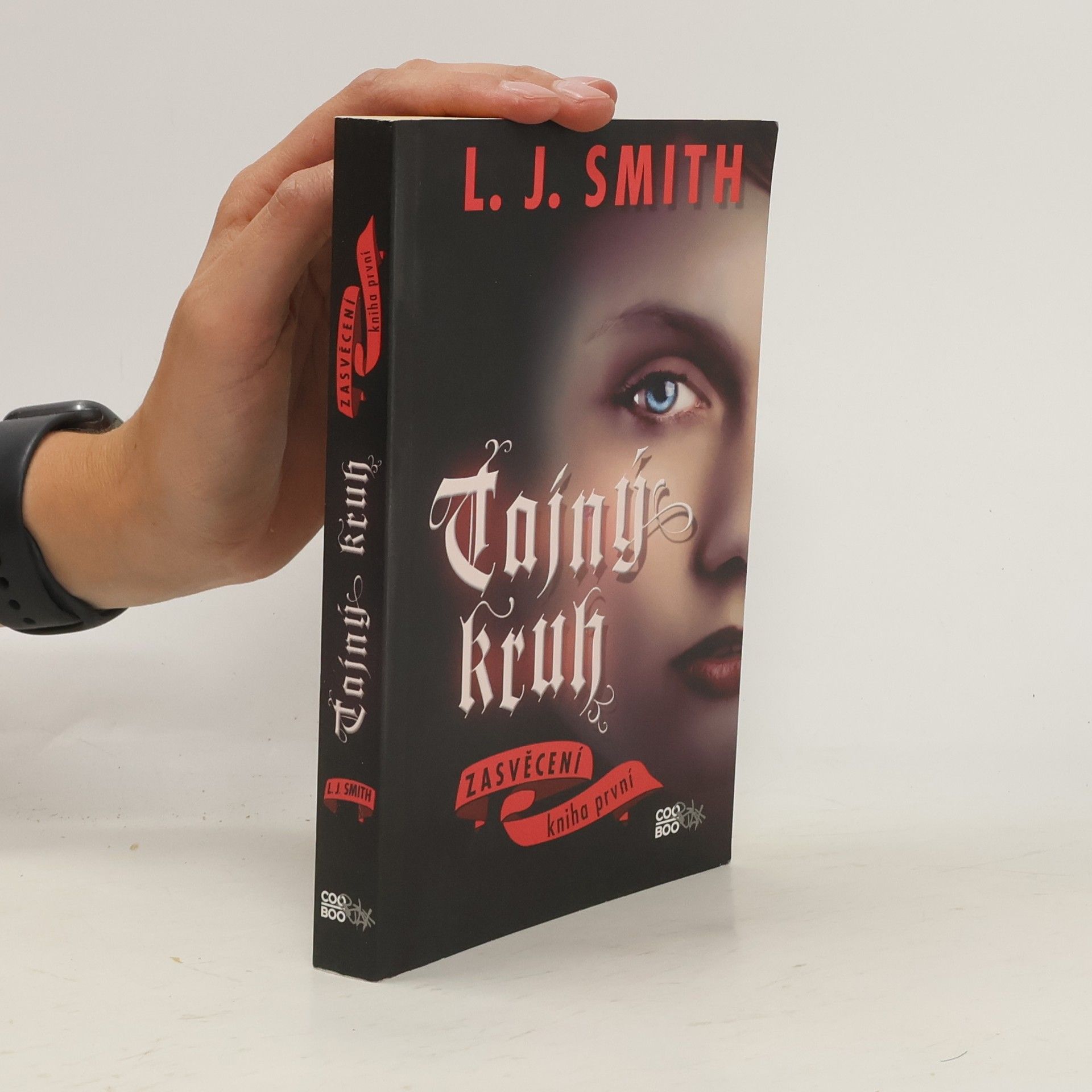 Lisa J. Smith Tajný kruh. Zasvěcení