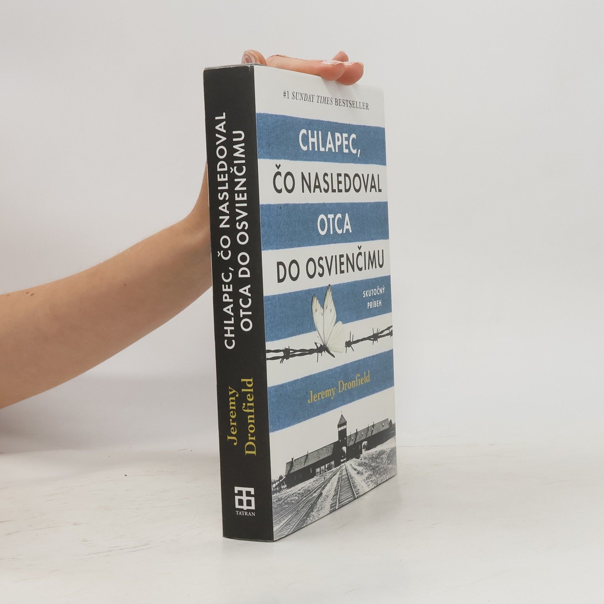 Jeremy Dronfield Chlapec, čo nasledoval otca do Osvienčimu