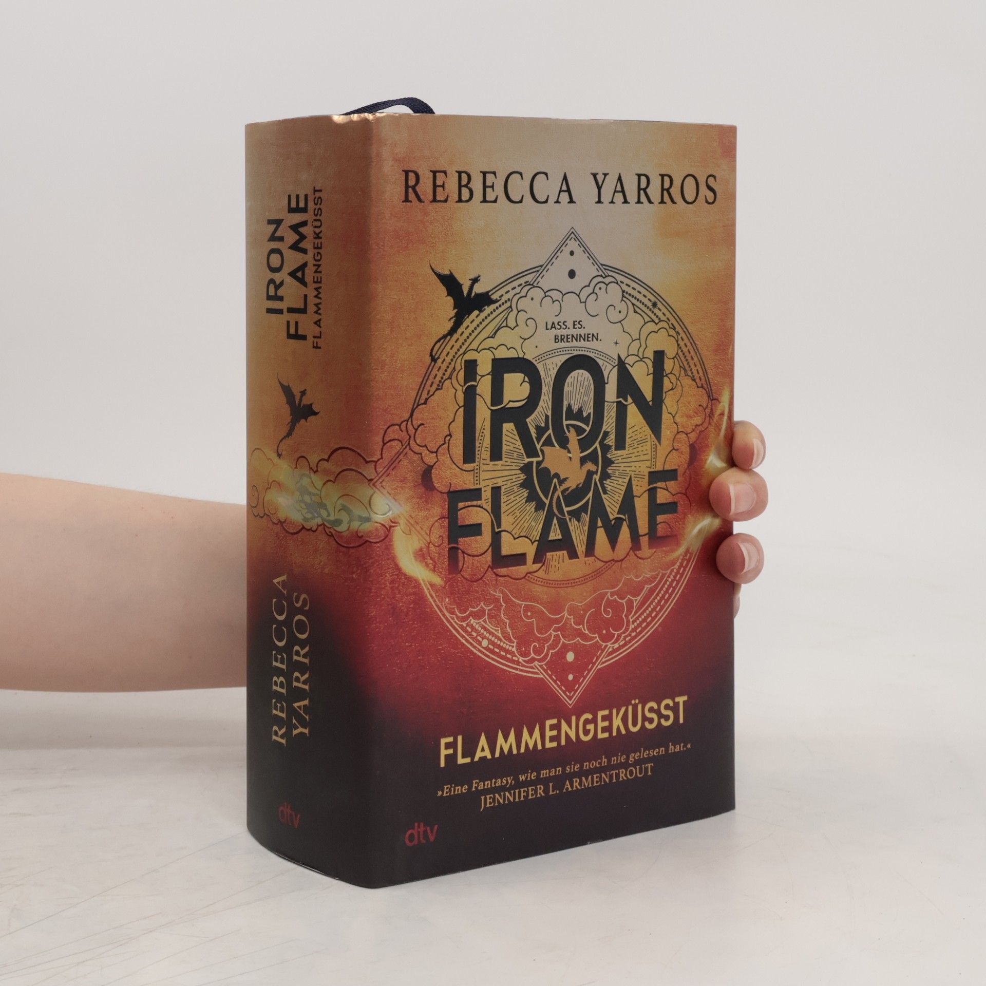 Rebecca Yarros Iron Flame