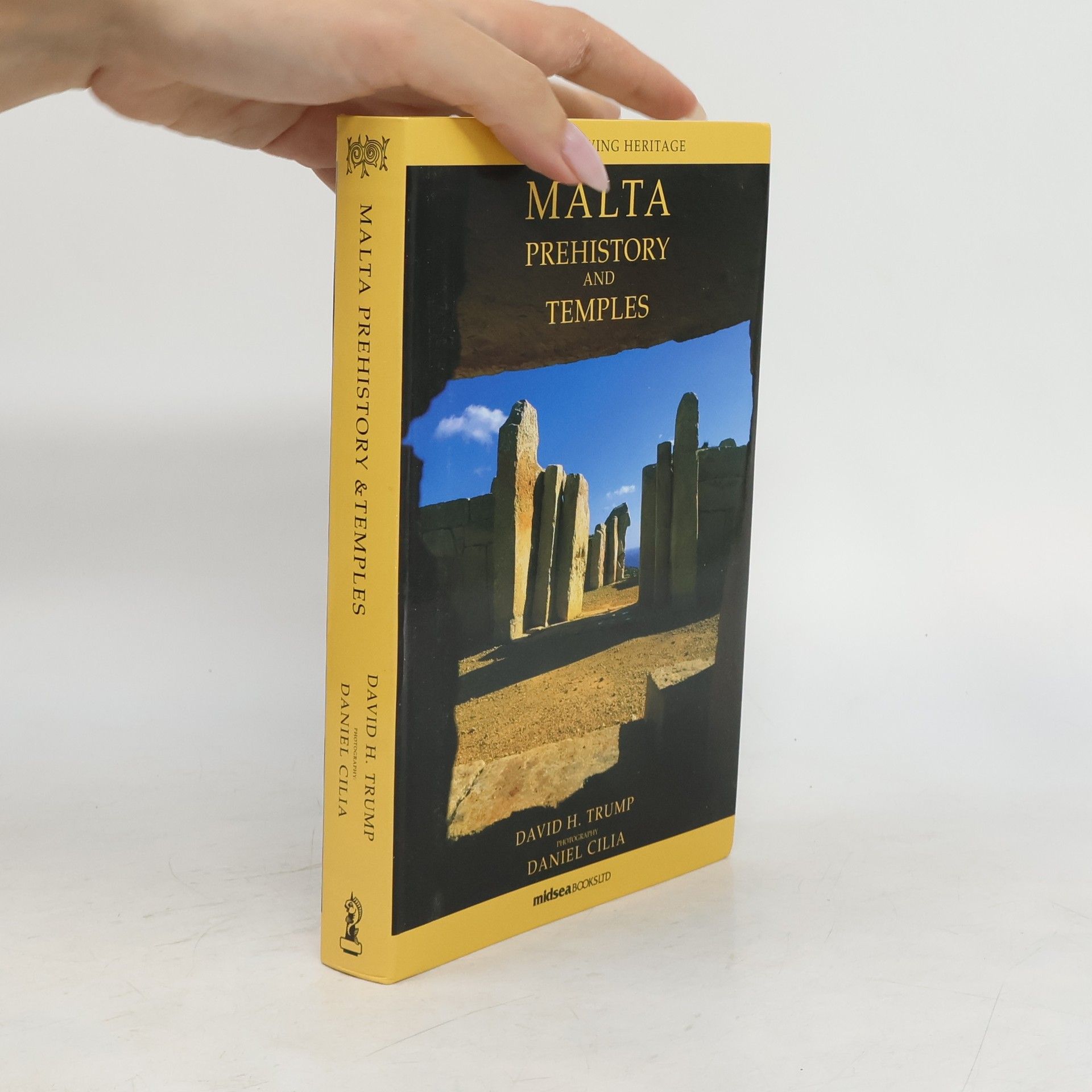David H. Trump Malta, Prehistory and Temples