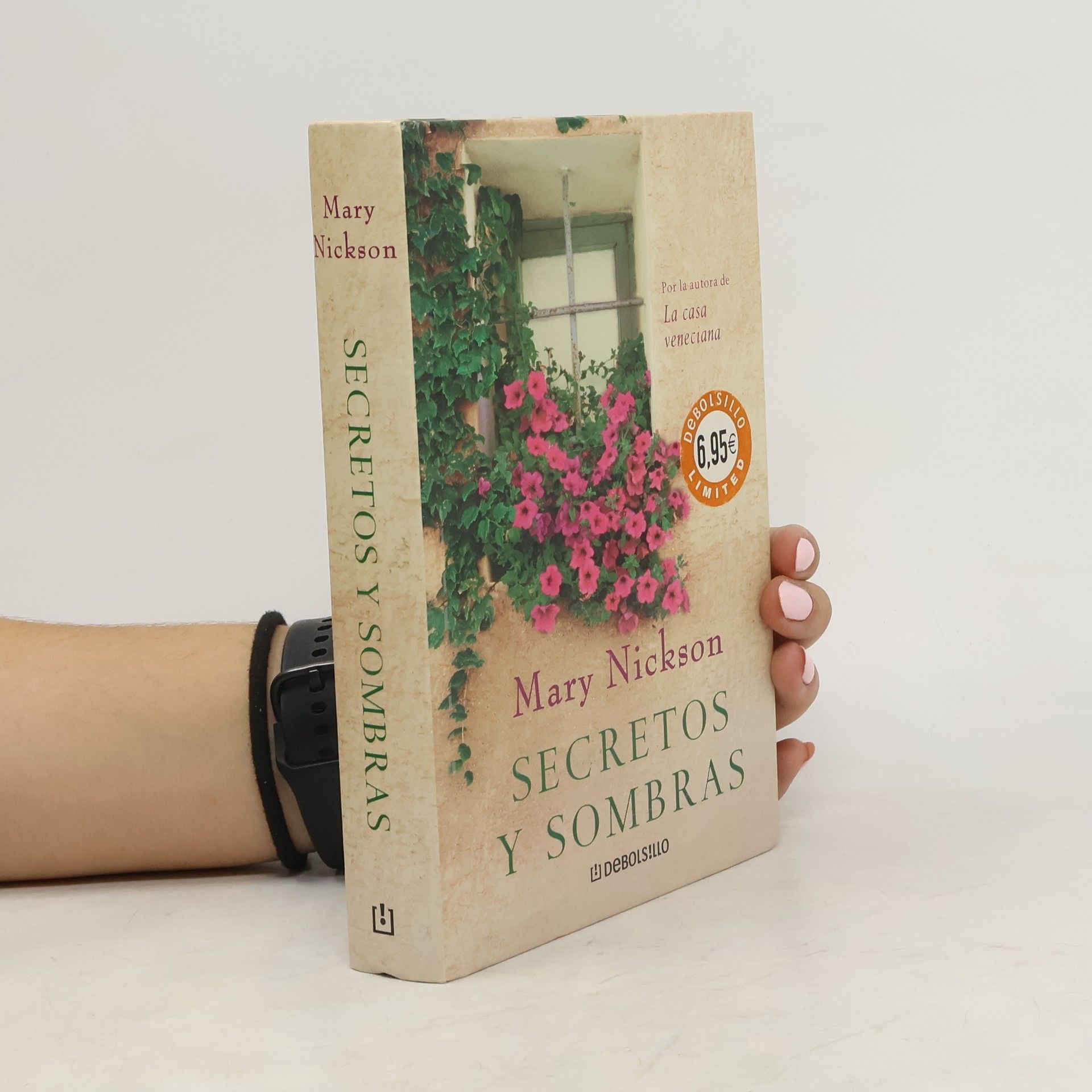 Mary Nickson Secretos y sombras