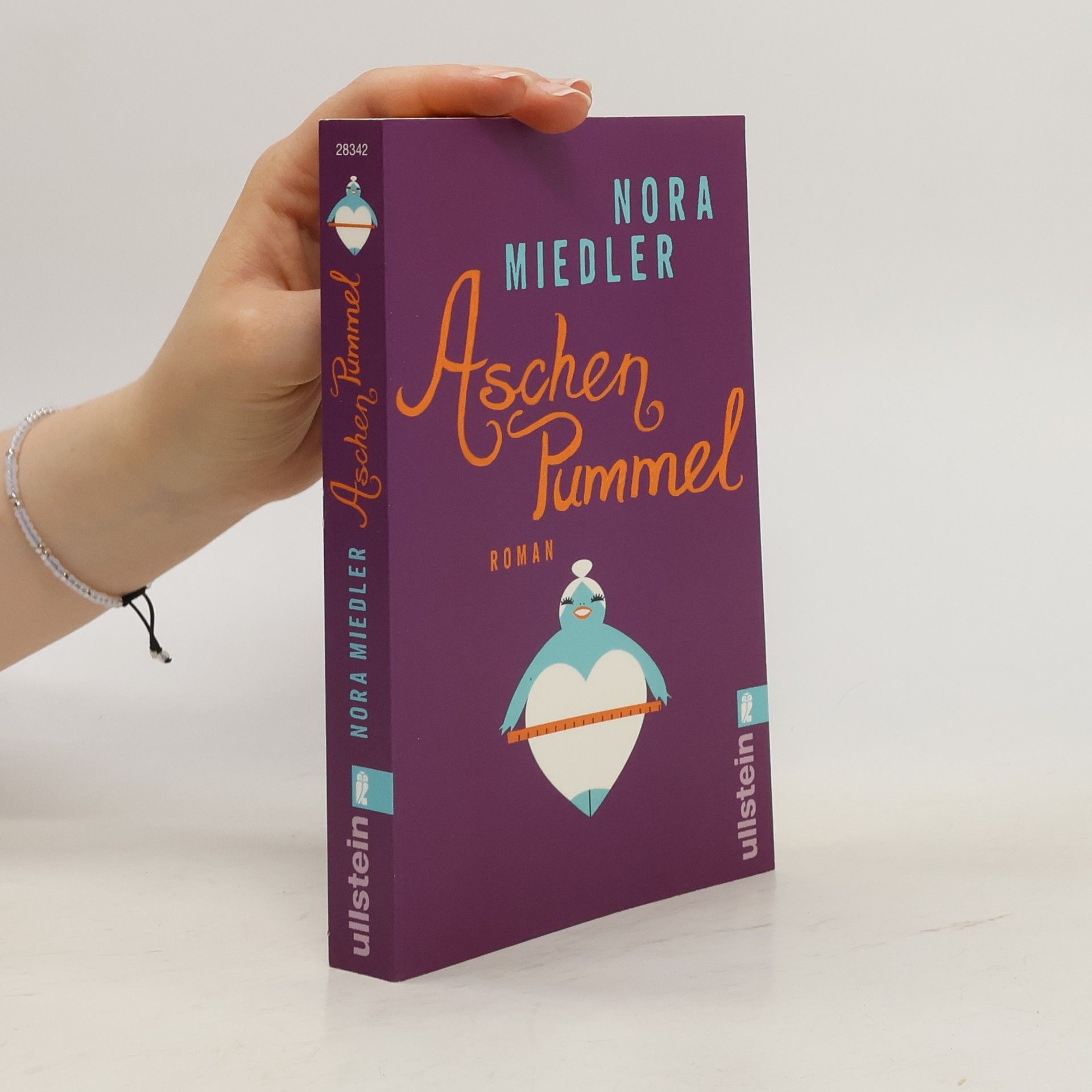 Nora Miedler Aschenpummel