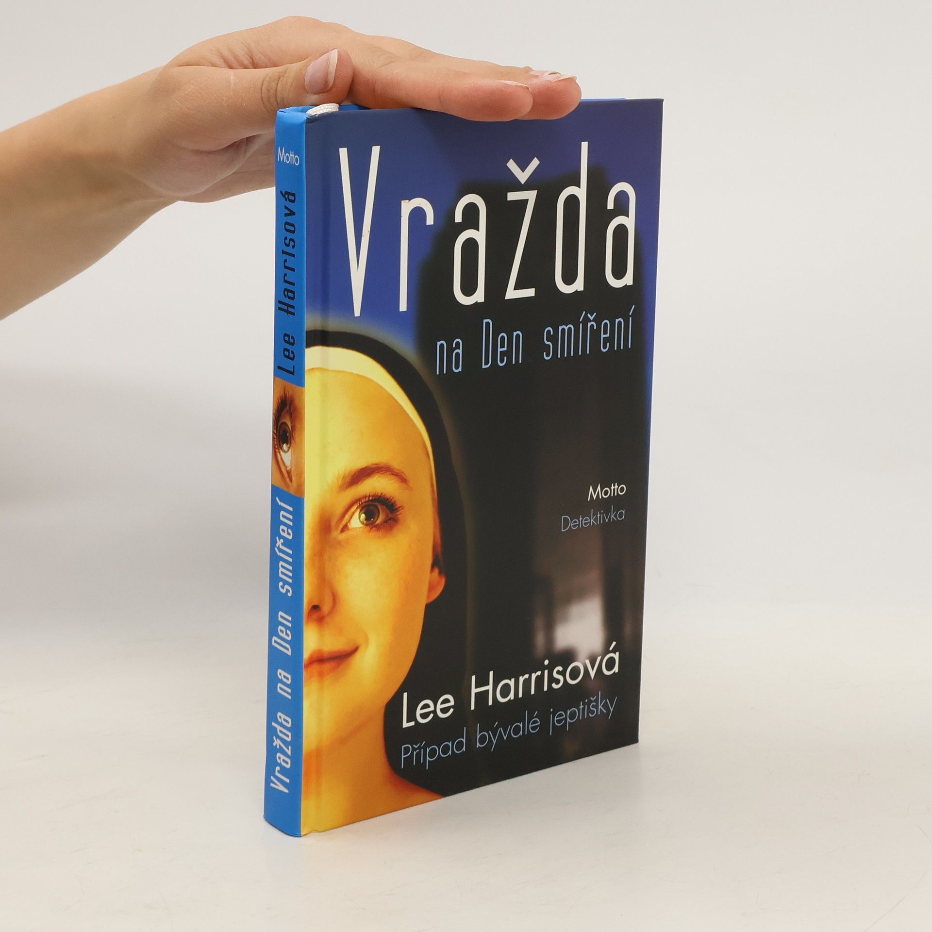 Lee Harris Vražda na Den smíření