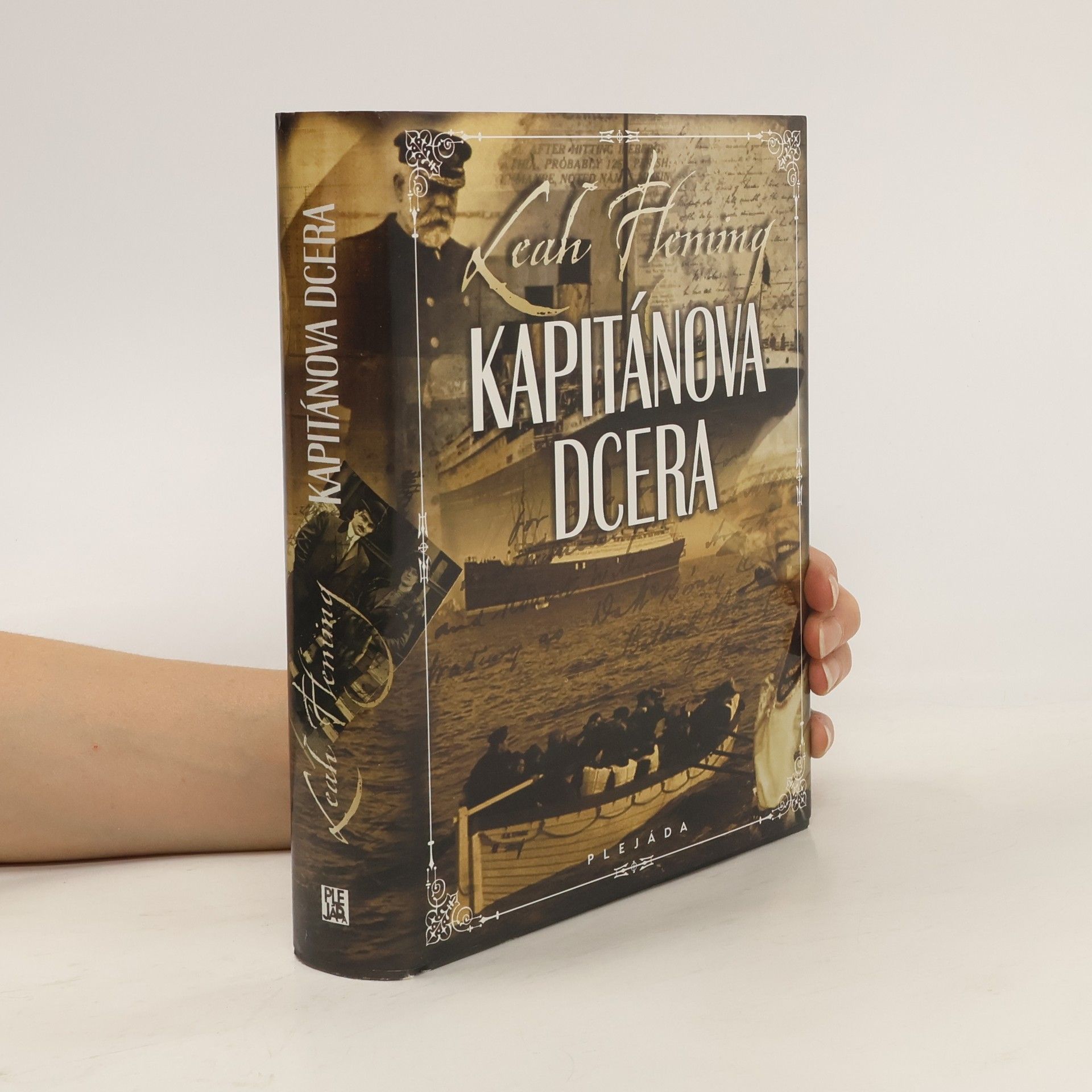 Leah Fleming Kapitánova dcera