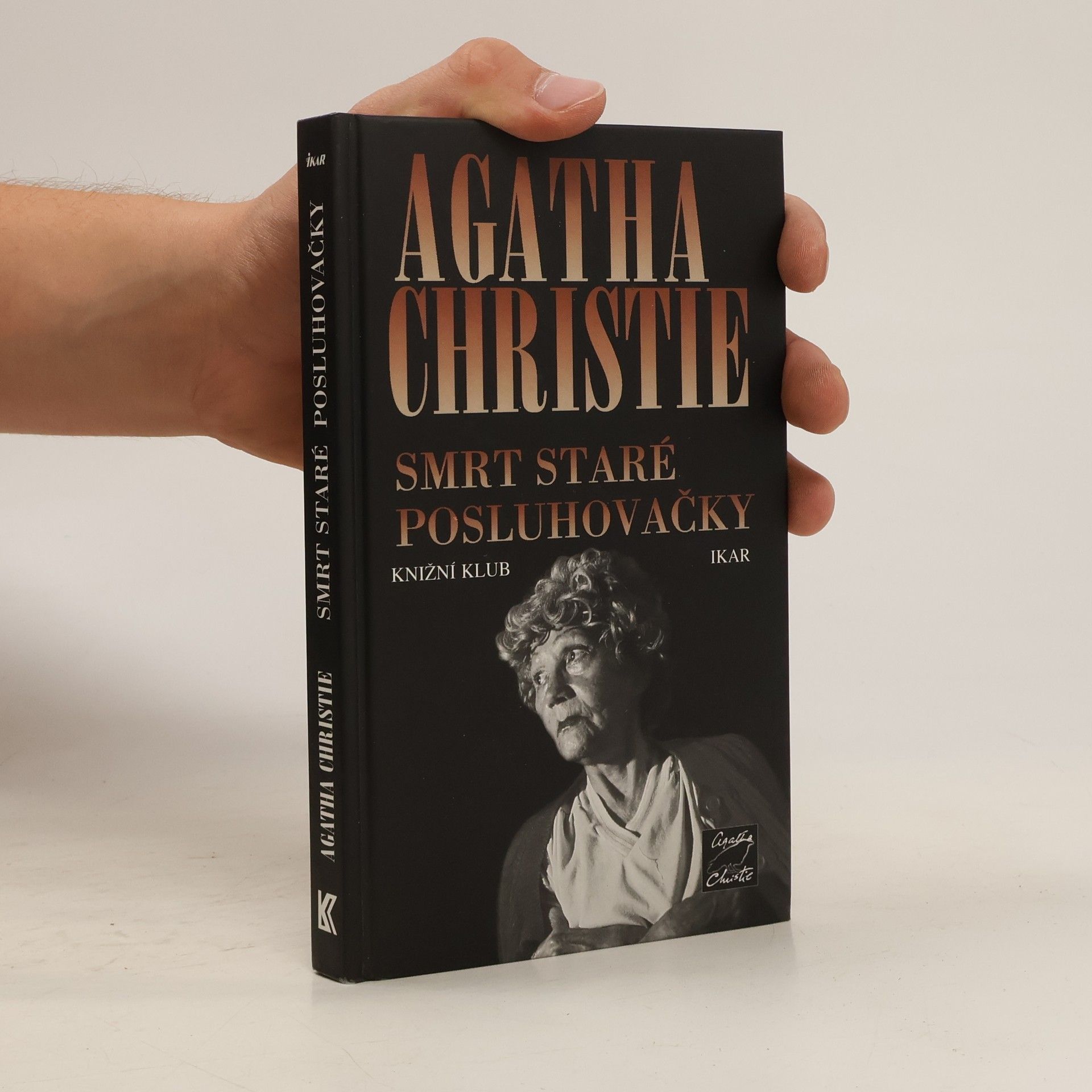 Agatha Christie Smrt staré posluhovačky