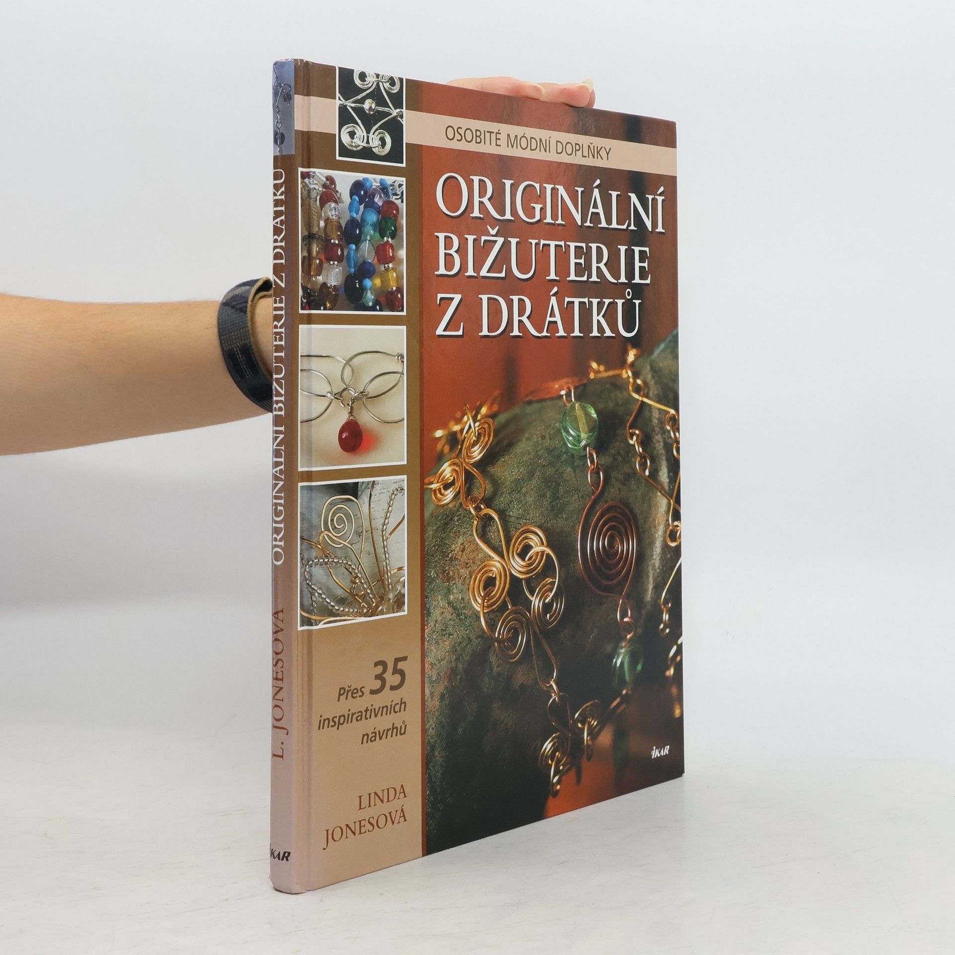 Linda Jones Originální bižuterie z drátků. Osobité módní doplňky