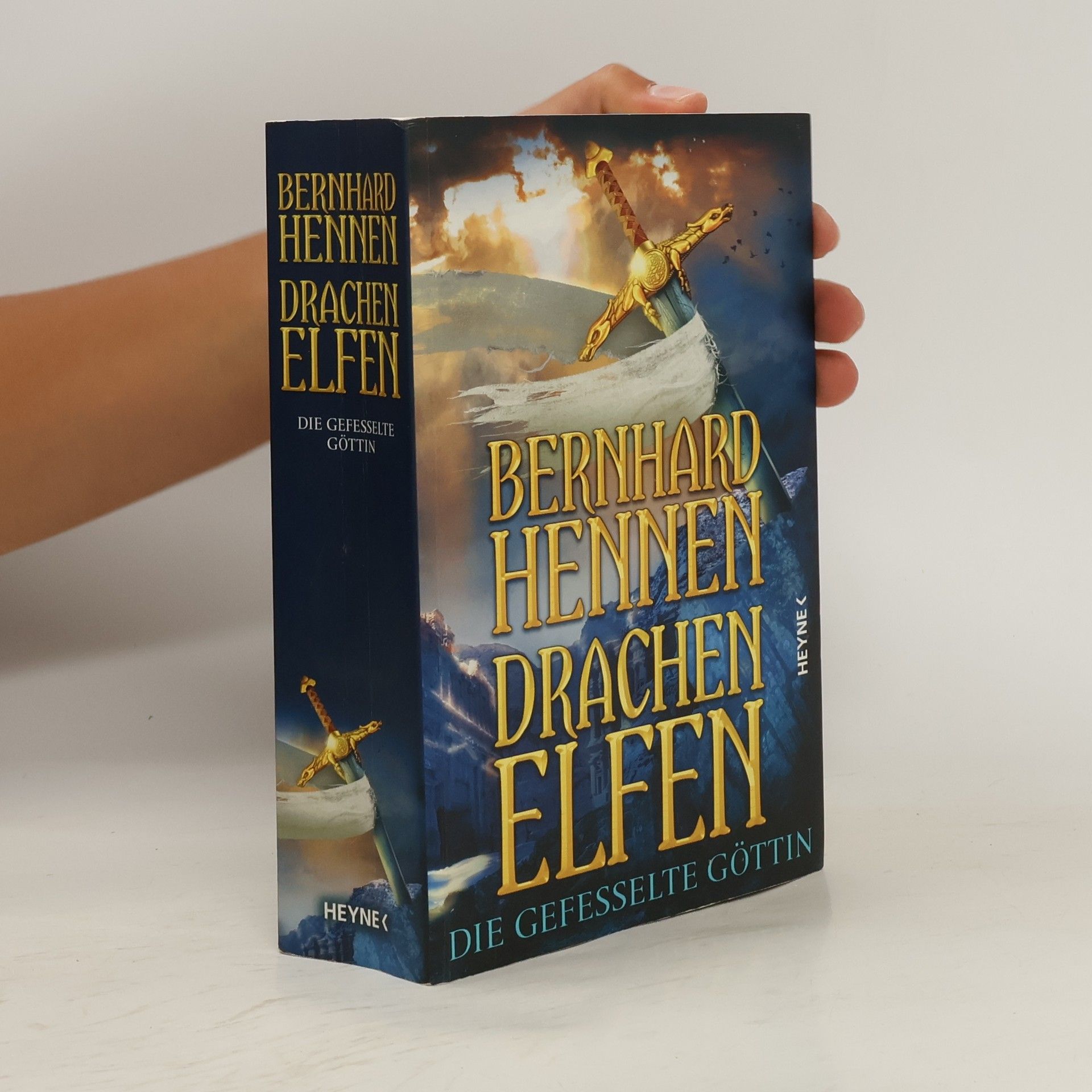 Bernhard Hennen Drachenelfen - die gefesselte Göttin