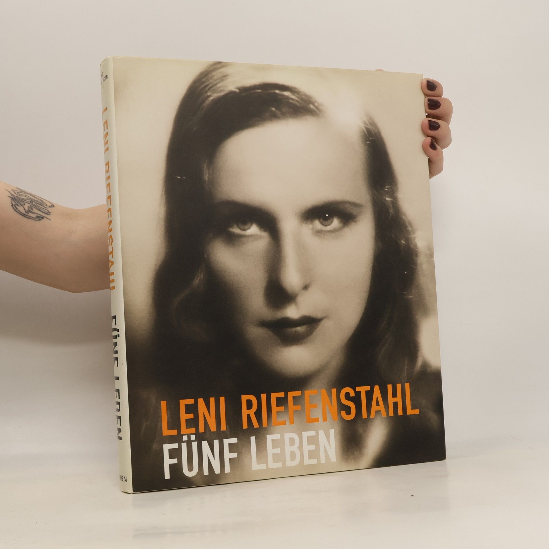 Leni Riefenstahl Fünf Leben. Five Lives. Cinque Vies. Engl.-Dtsch.-Französ. Hrsg. v. Angelika Taschen