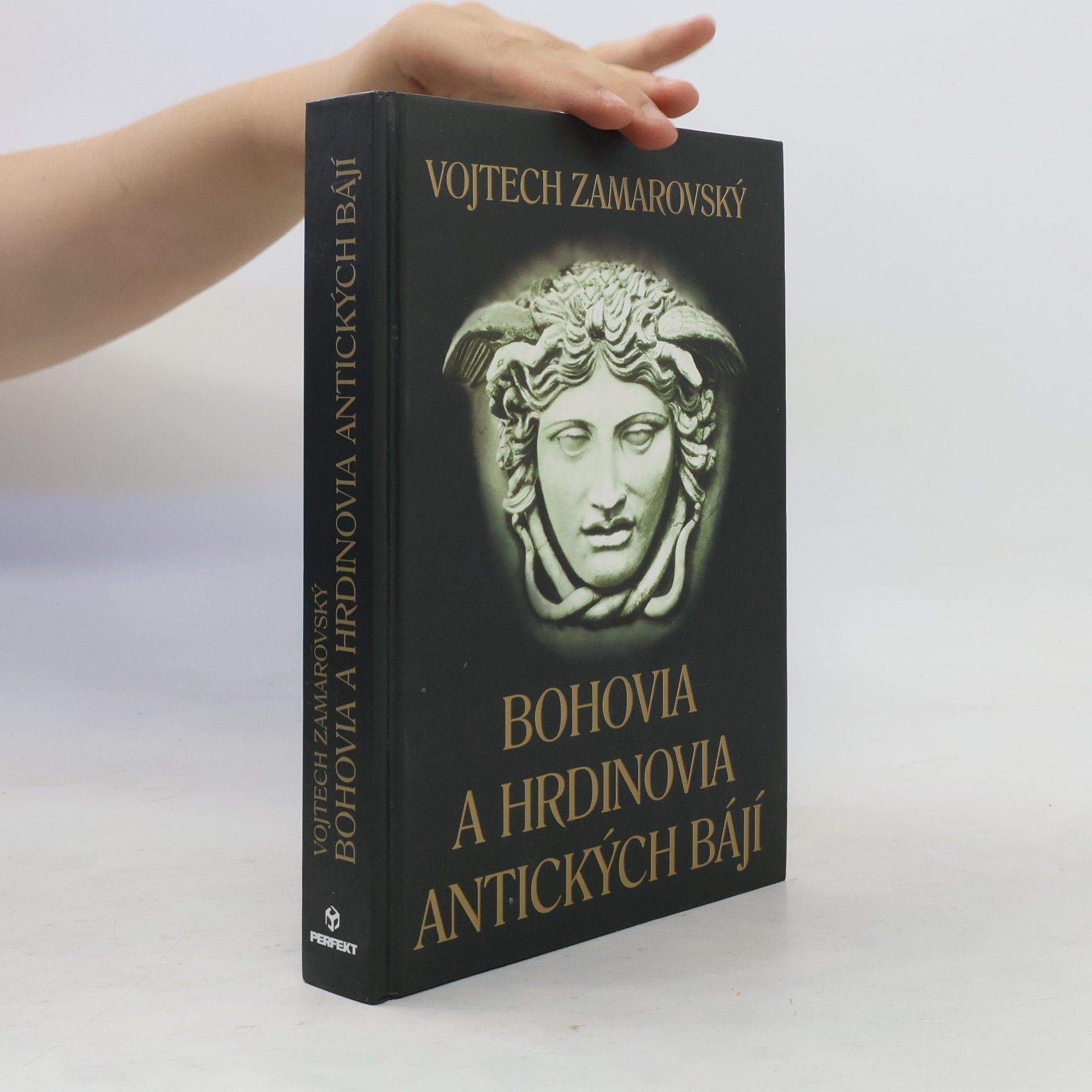 Vojtěch Zamarovský Bohovia a hrdinovia antických bájí