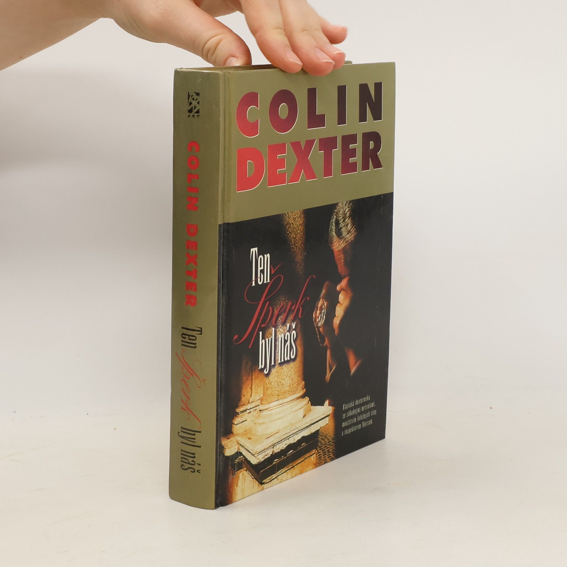 Colin Dexter Ten šperk byl náš
