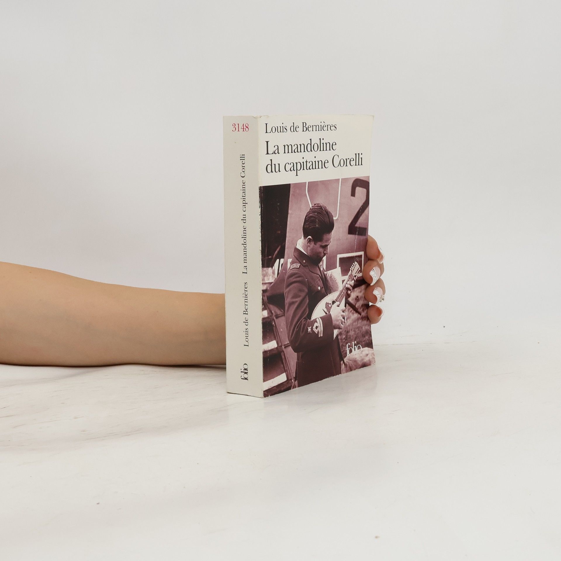 Louis de Bernieres La mandoline du capitaine Corelli