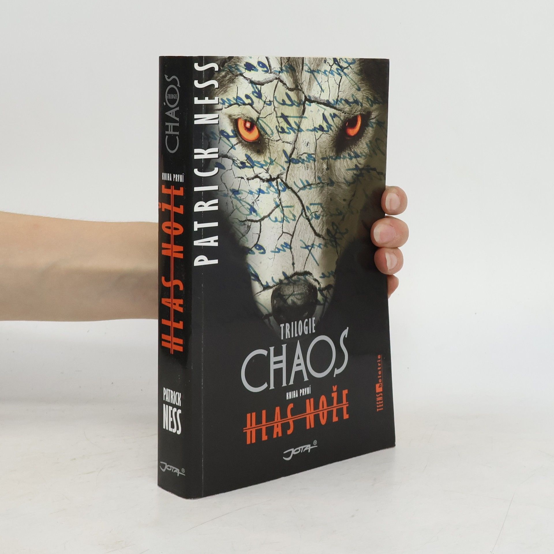 Patrick Ness Chaos. Kniha první. Hlas nože