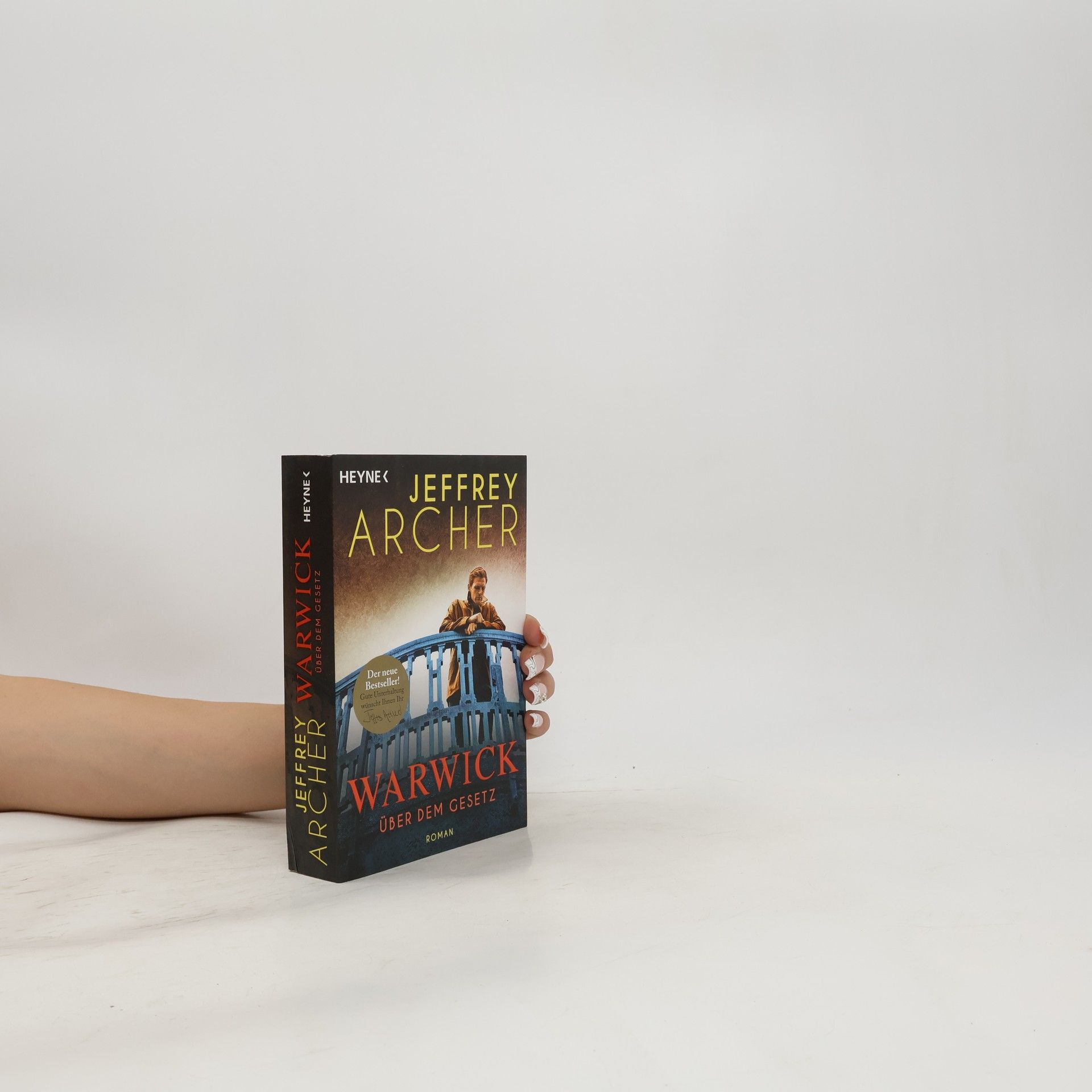 Jeffrey Archer Über dem Gesetz