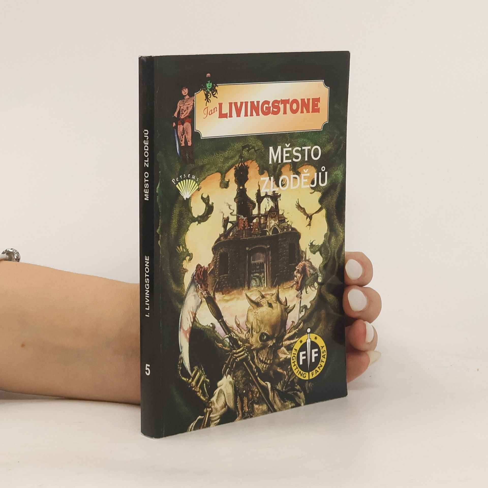 Ian Livingstone Město zlodějů