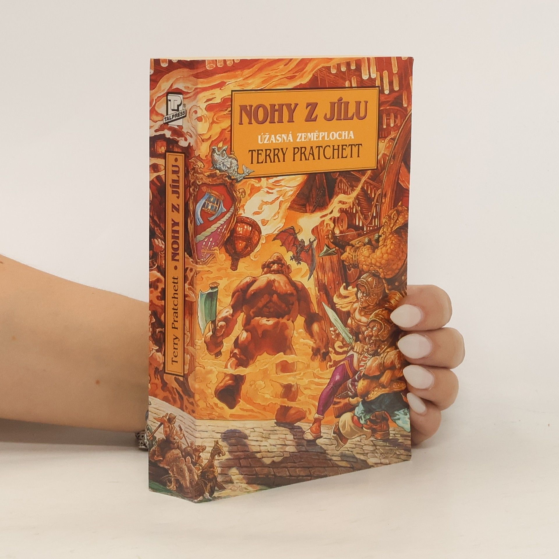 Terry Pratchett Nohy z jílu