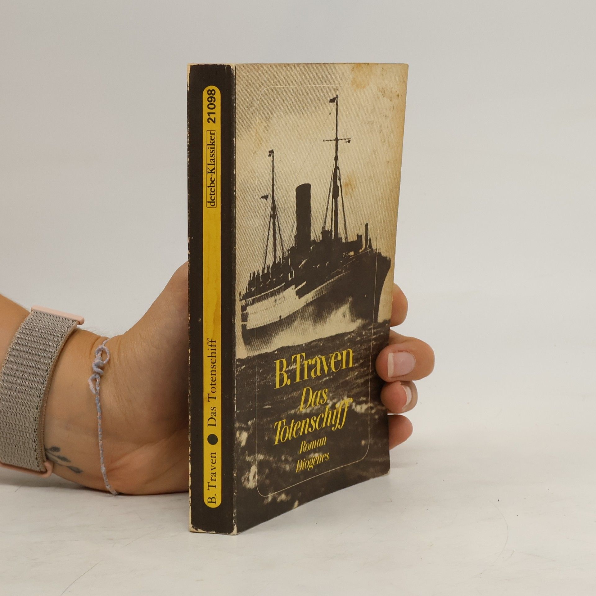 B. Traven Das Totenschiff