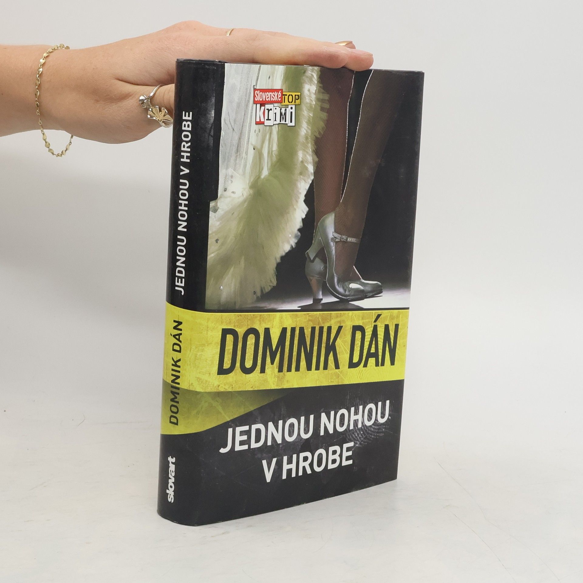 Dominik Dán Jednou nohou v hrobe