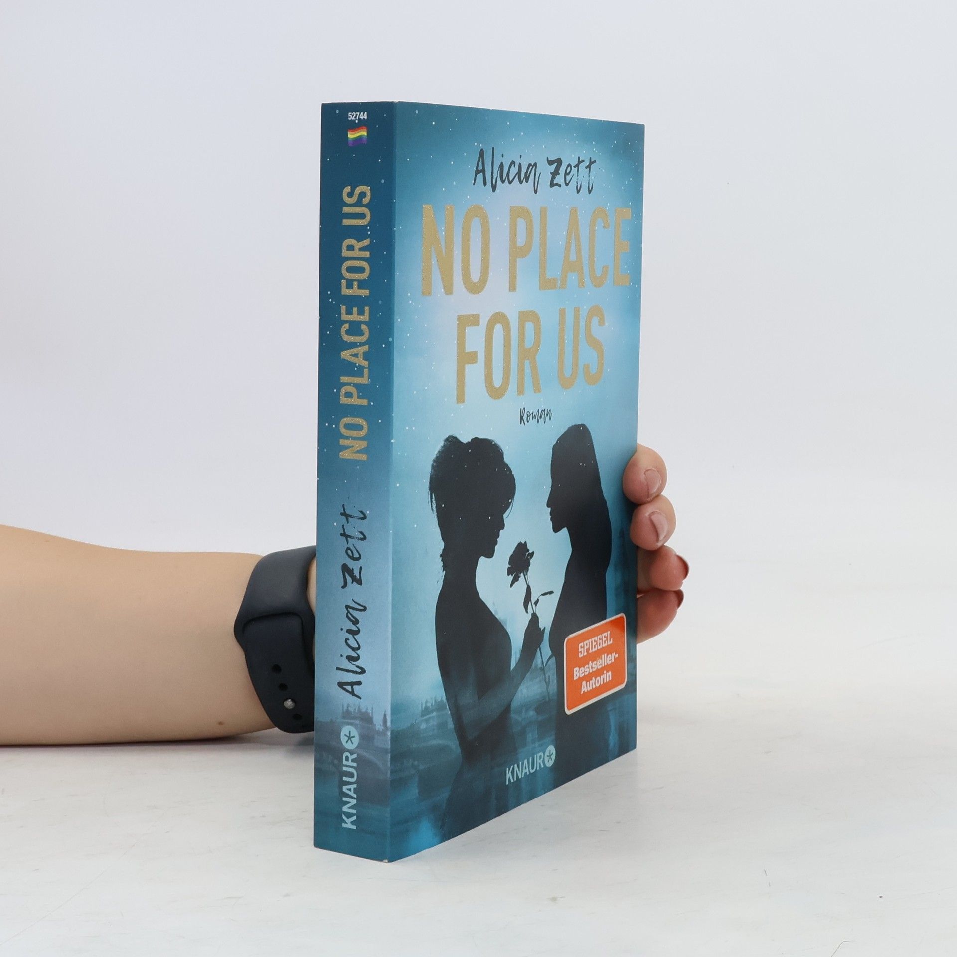 Alicia Zett No place for us