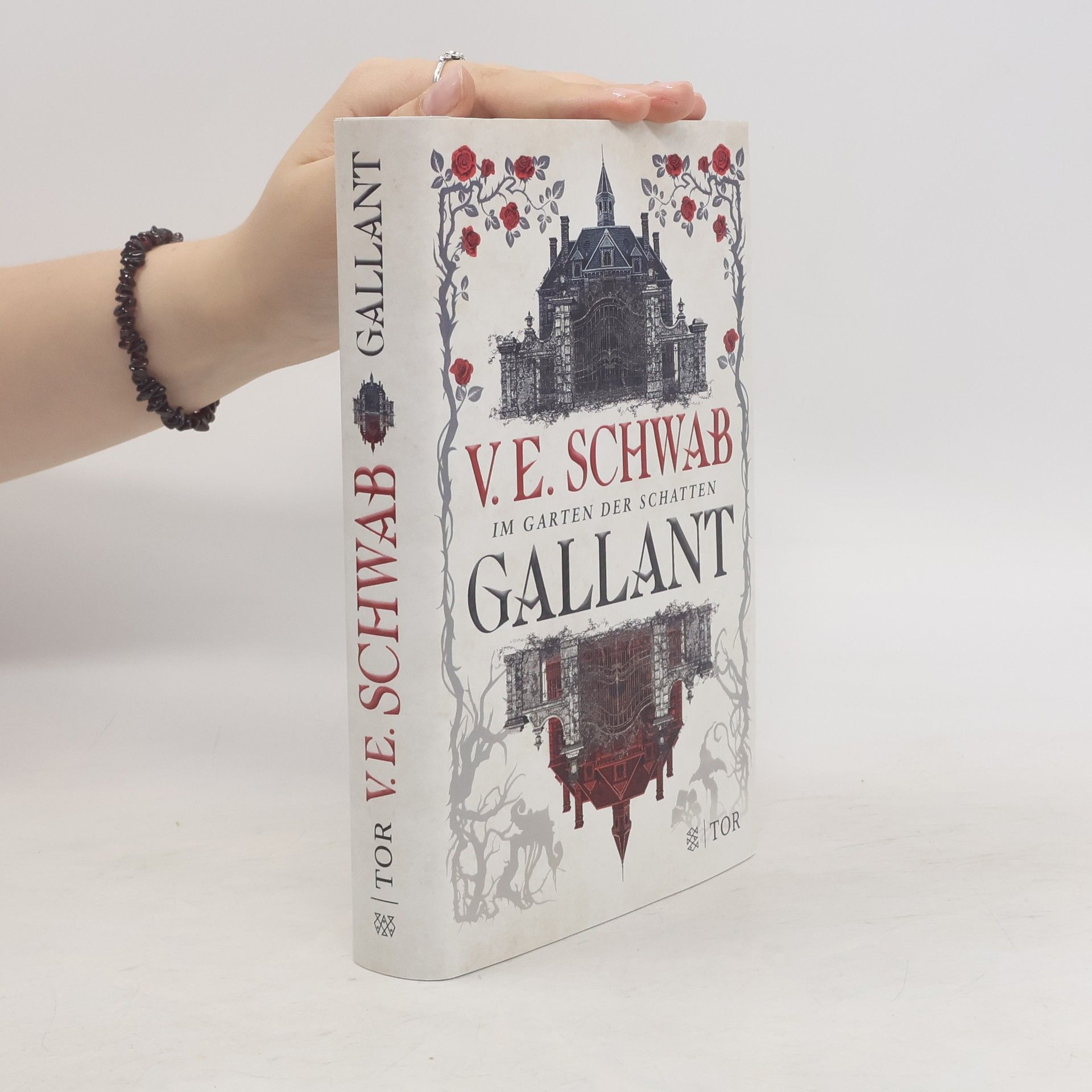 V. E. Schwab Gallant - im Garten der Schatten