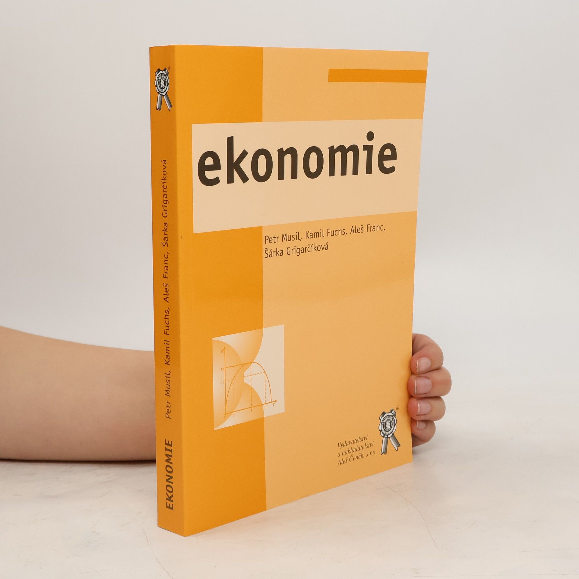 Kamil Fusch Ekonomie