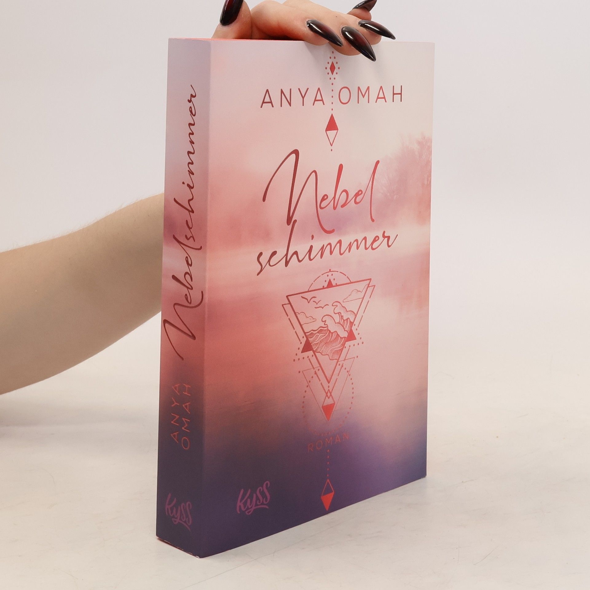 Anya Omah Nebelschimmer