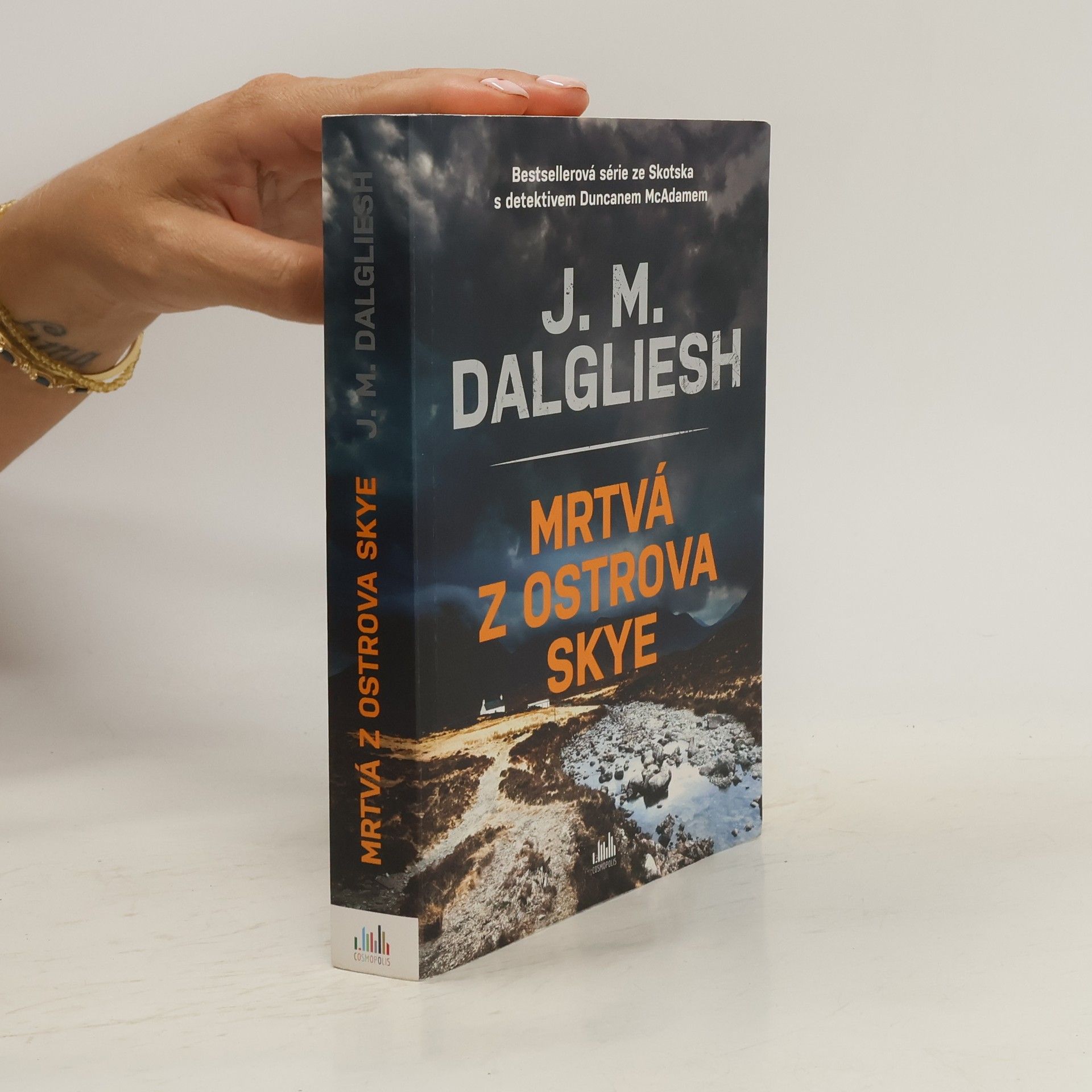 J. M. Dalgliesh Mrtvá z ostrova Skye