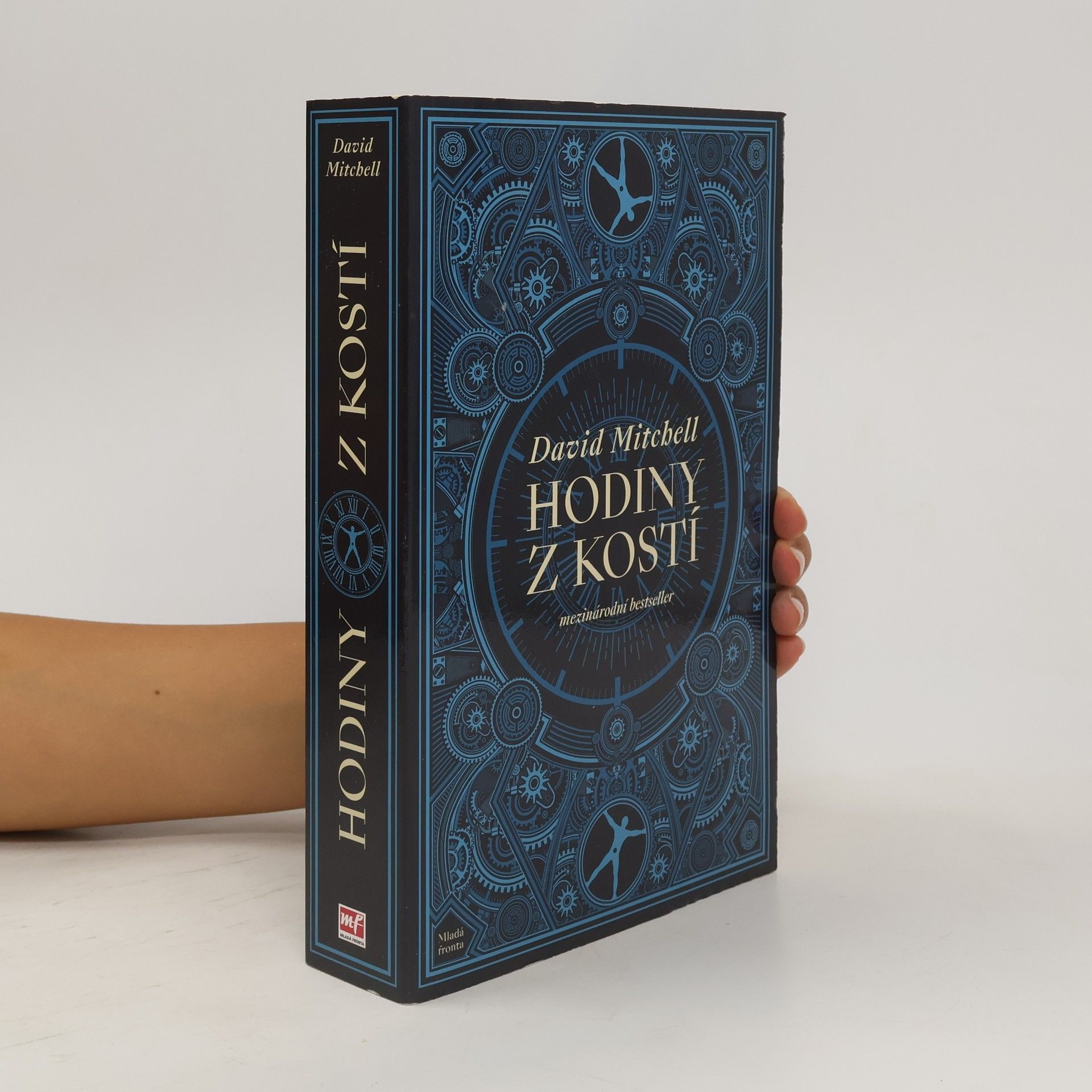 David Mitchell Hodiny z kostí