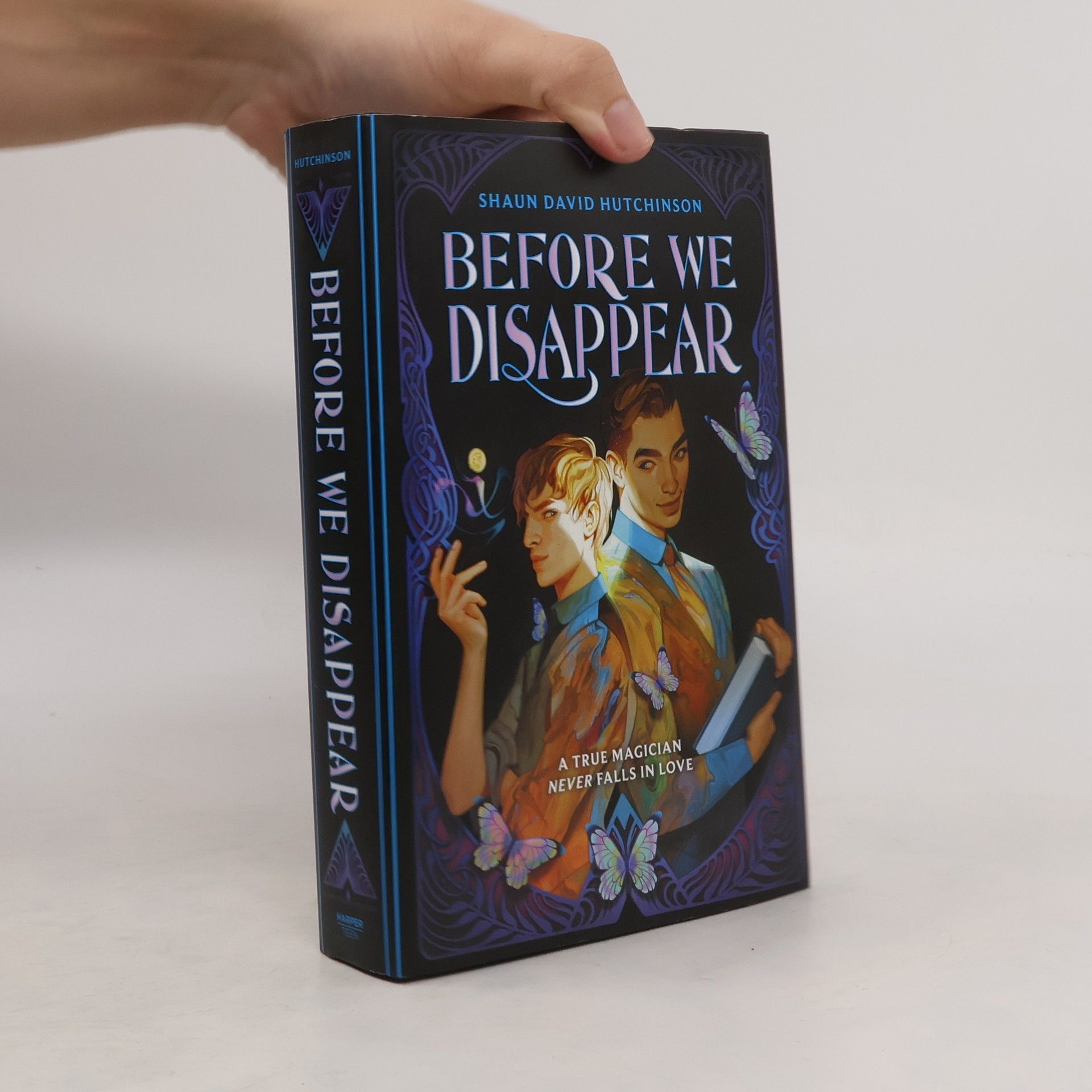 Shaun David Hutchinson Before We Disappear