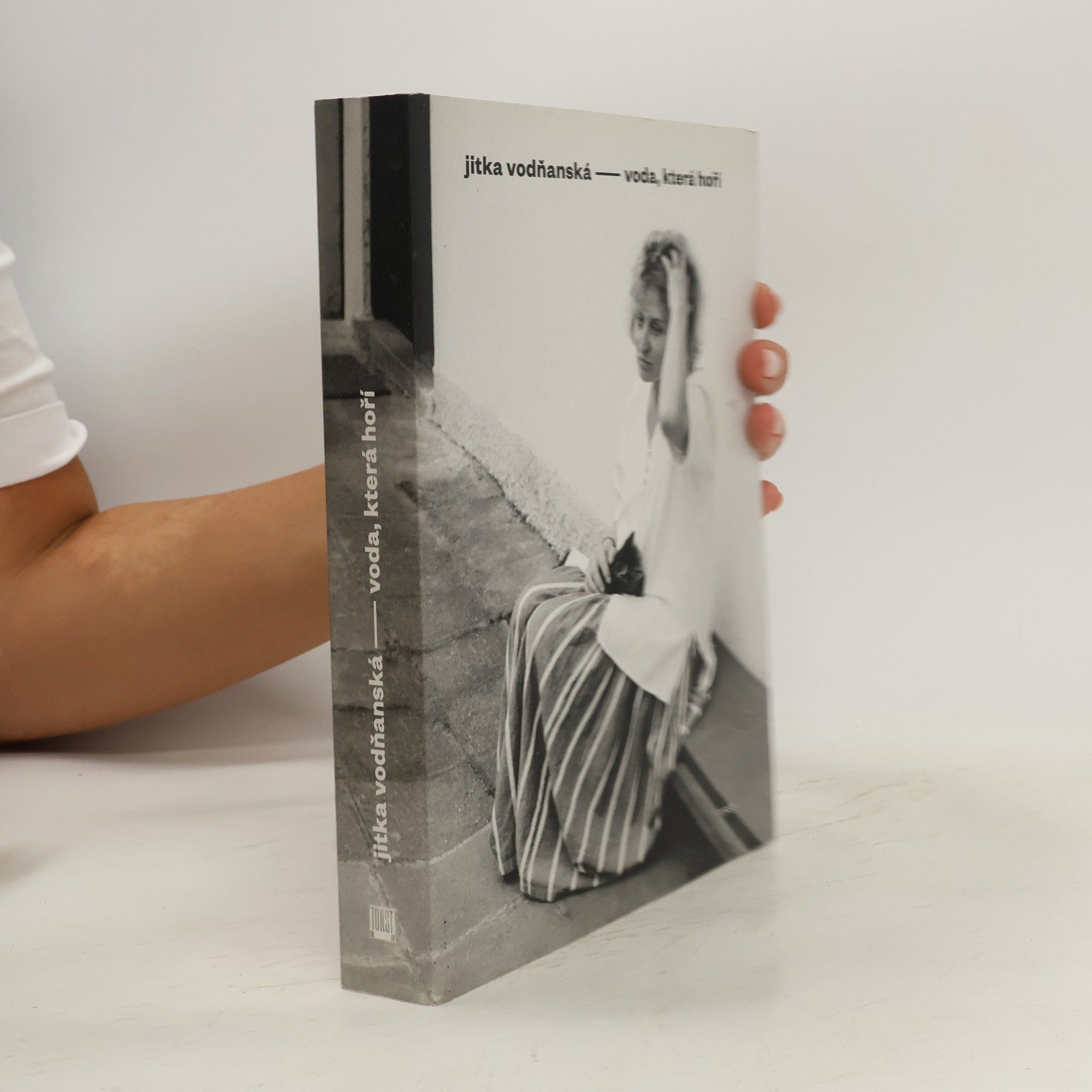 Jitka Vodňanská Voda, která hoří