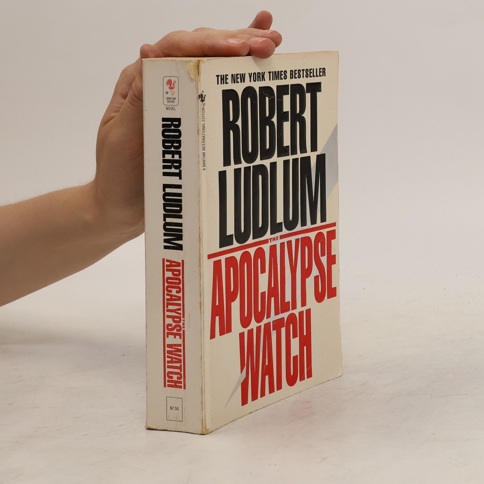 Robert Ludlum The Apocalypse Watch - A Bantam International Edition