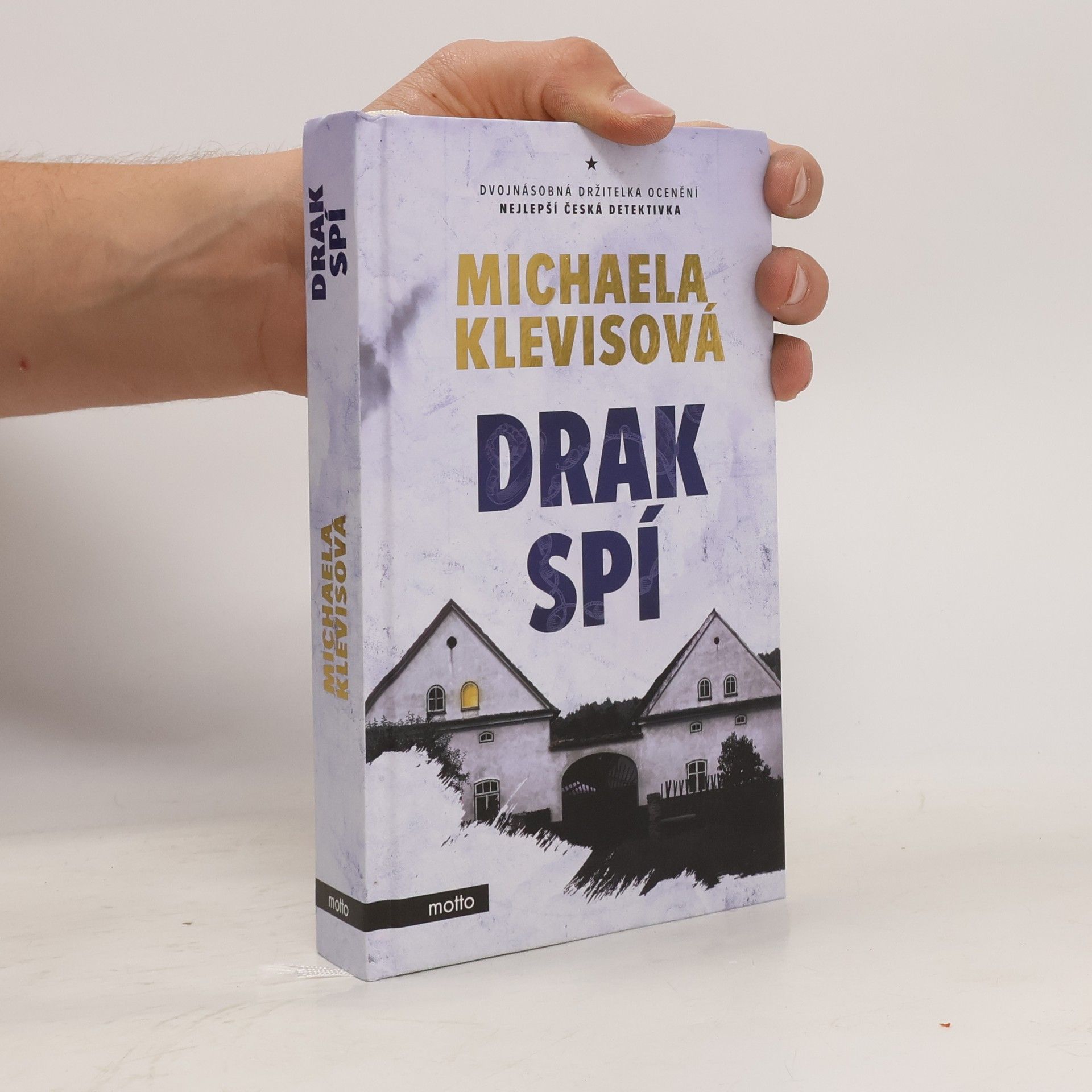 Michaela Klevisová Drak spí