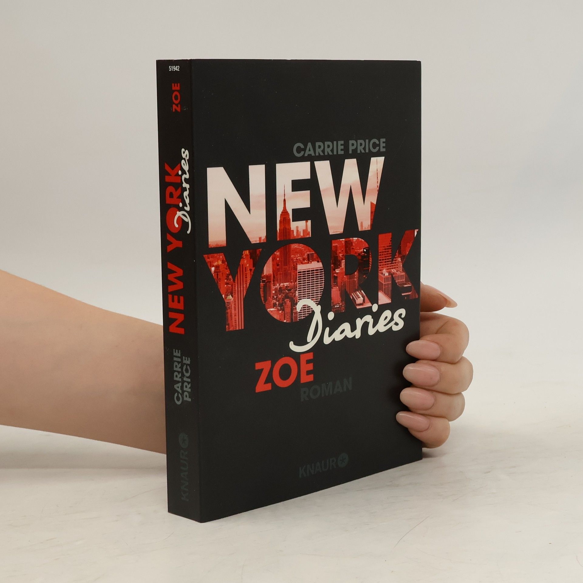 Carrie Price New York Diaries - Zoe