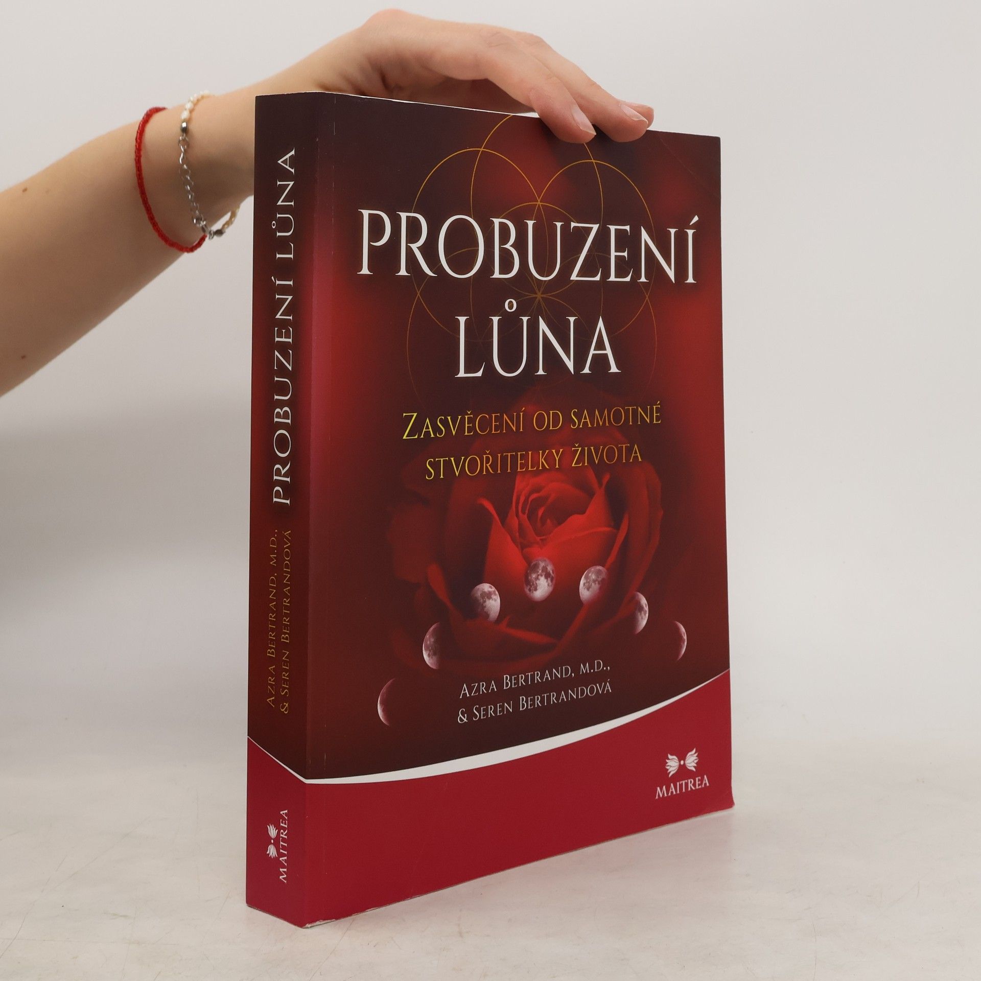 Azra Bertrand Probuzení lůna