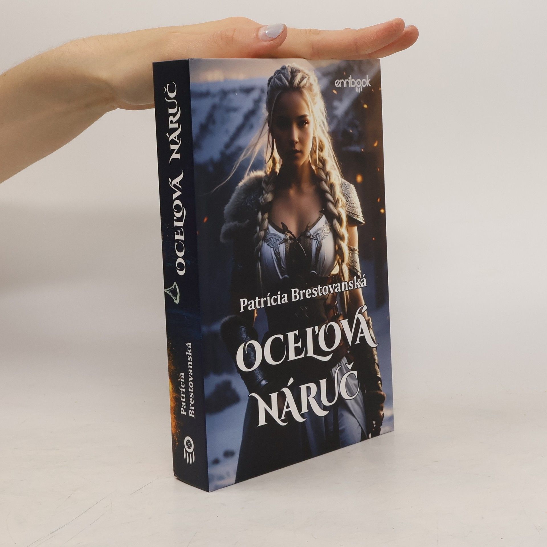 Patrícia Brestovanská Oceľová náruč