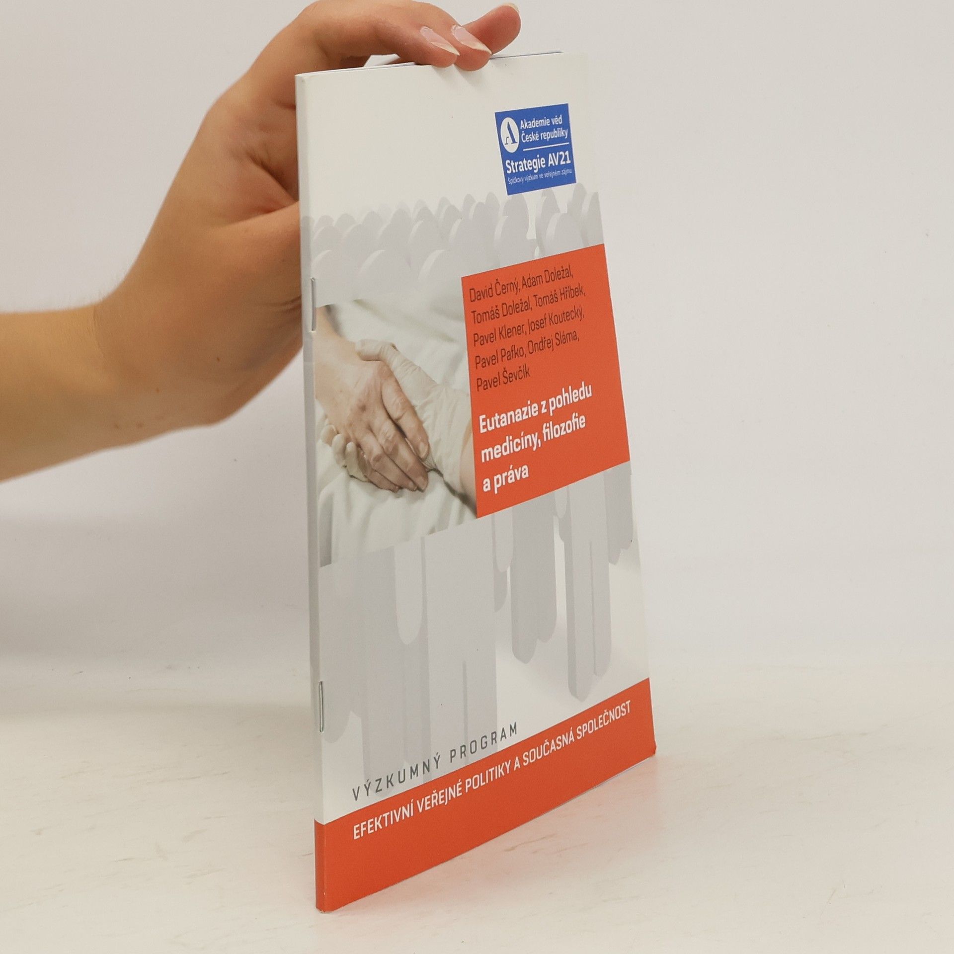 Kolektiv autorů Eutanazie z pohledu medicíny, filozofie a práva