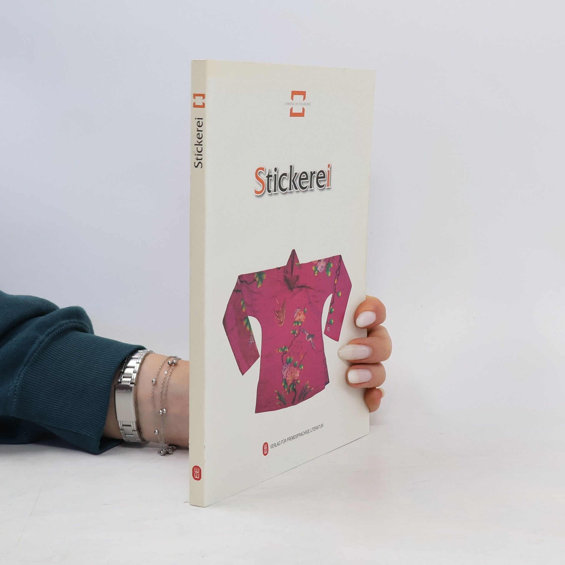 Youyou Li Stickerei