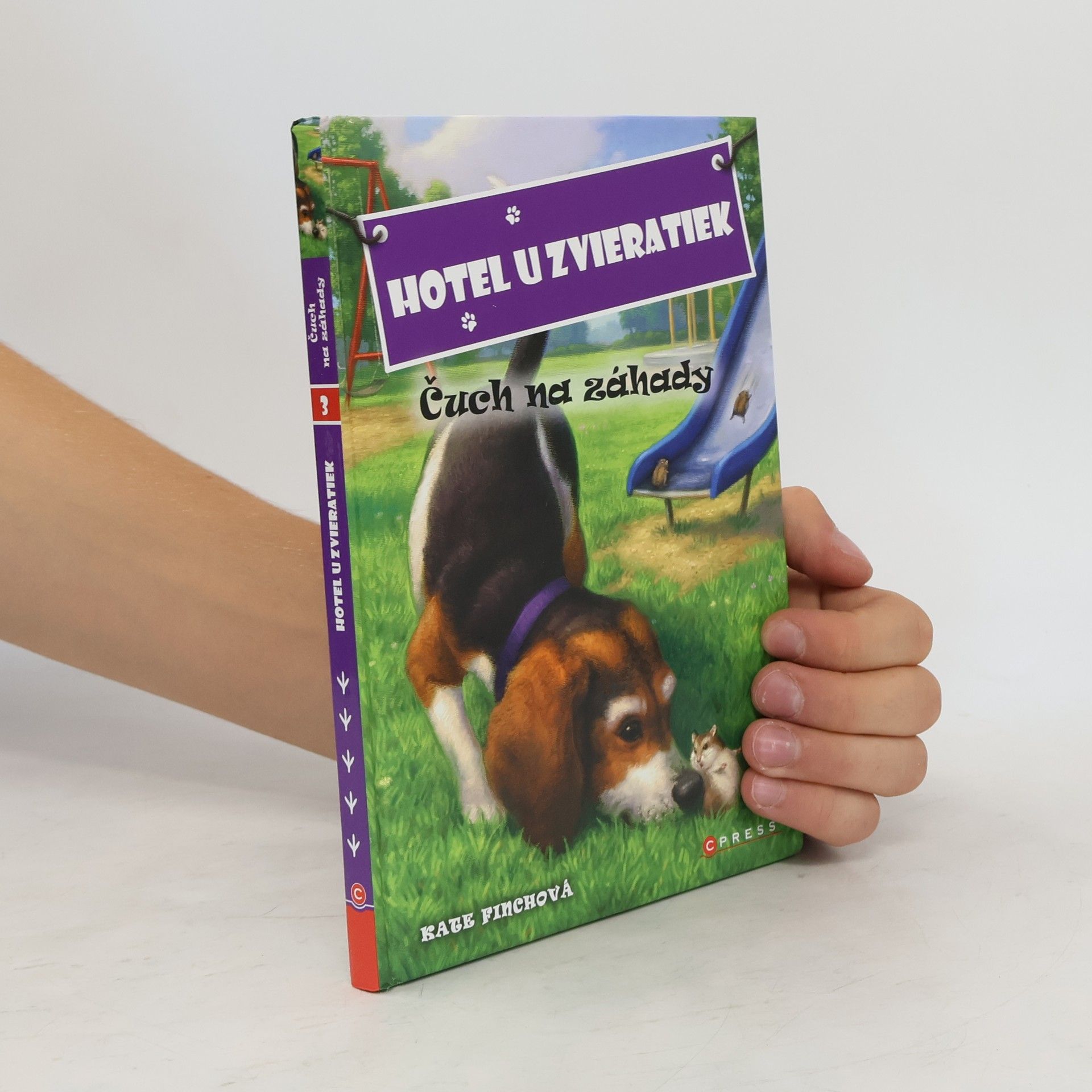 Kate Finch Hotel u zvieratiek: Čuch na záhady