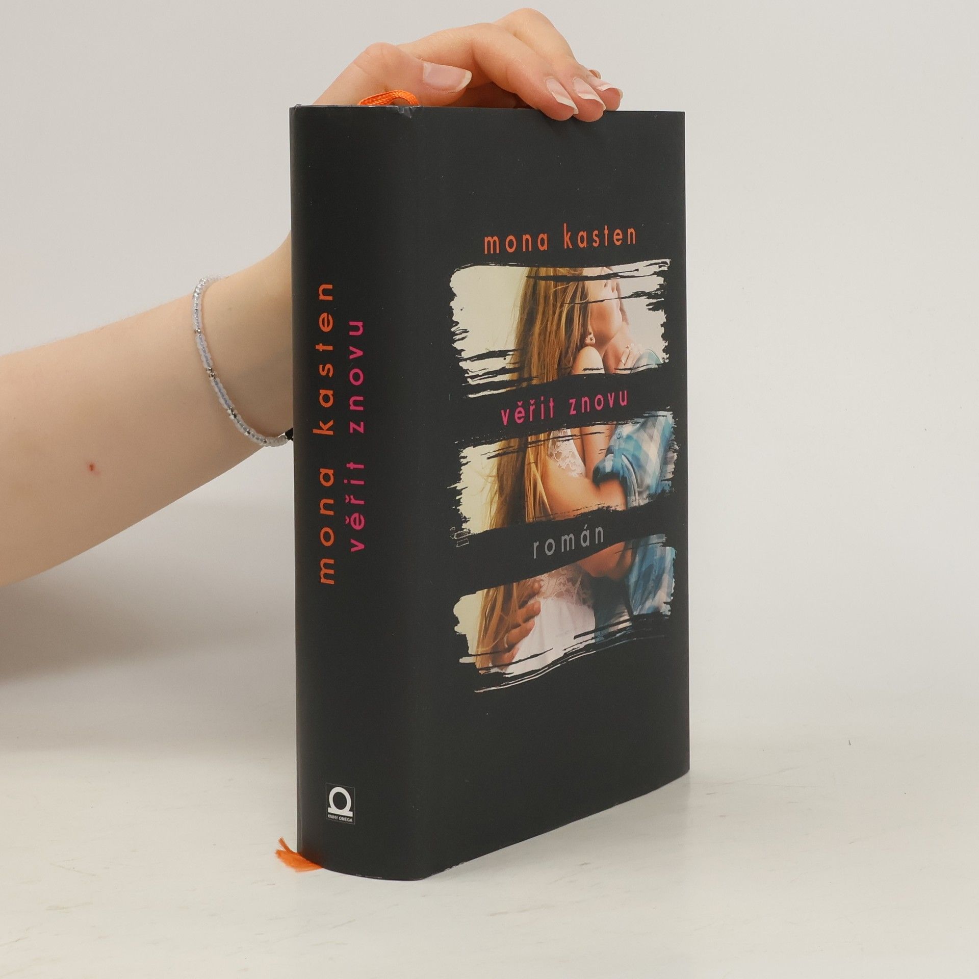 Mona Kasten Věřit znovu