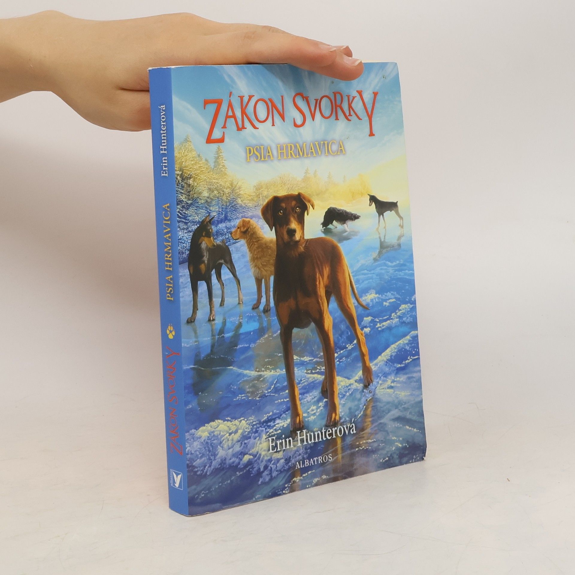 Erin Hunter Psia hrmavica