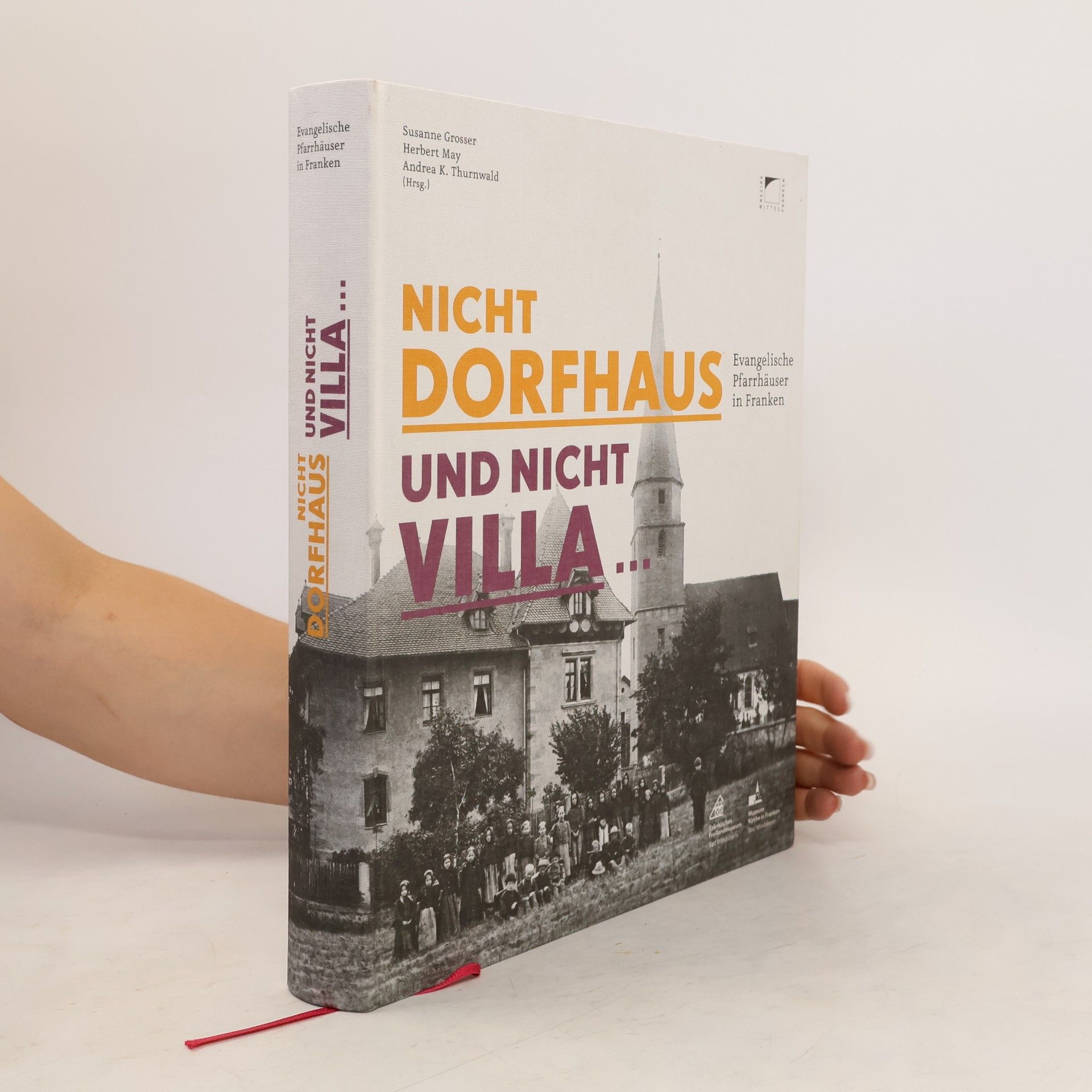 Susanne Grosser Nicht Dorfhaus und nicht Villa ...