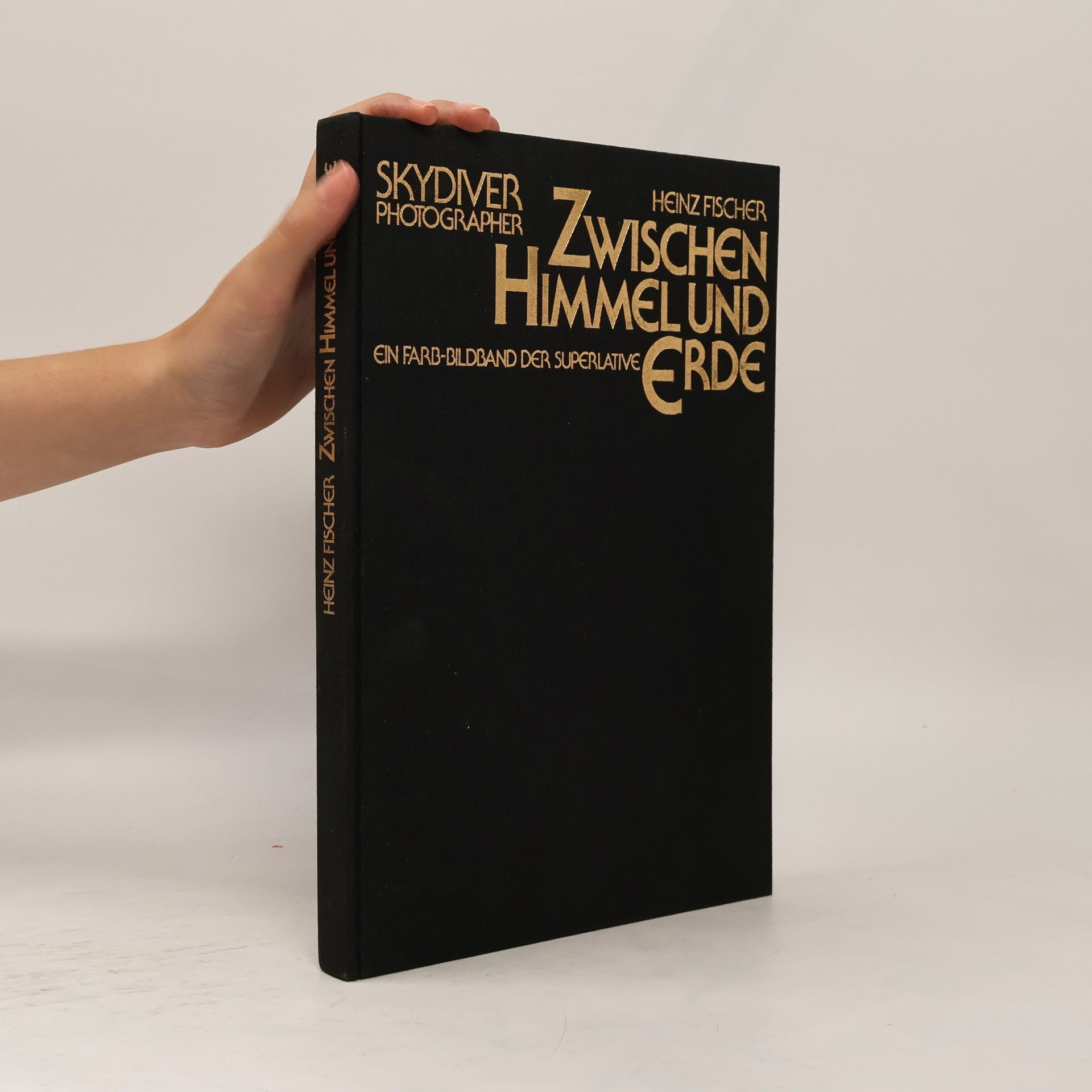 AA.VV. Zwischen Himmel und Erde