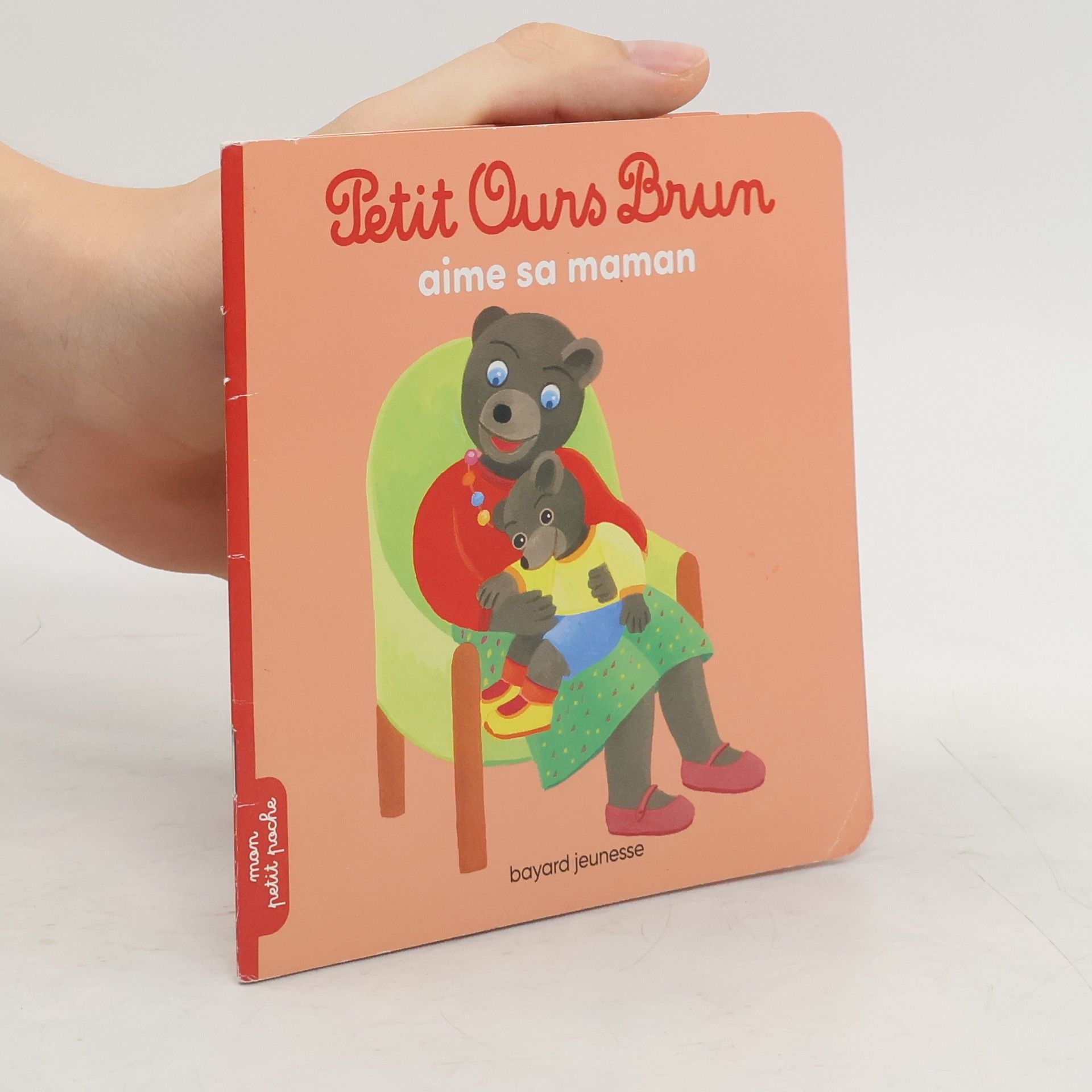 Danièle Bour Petit Ours Brun aime sa maman