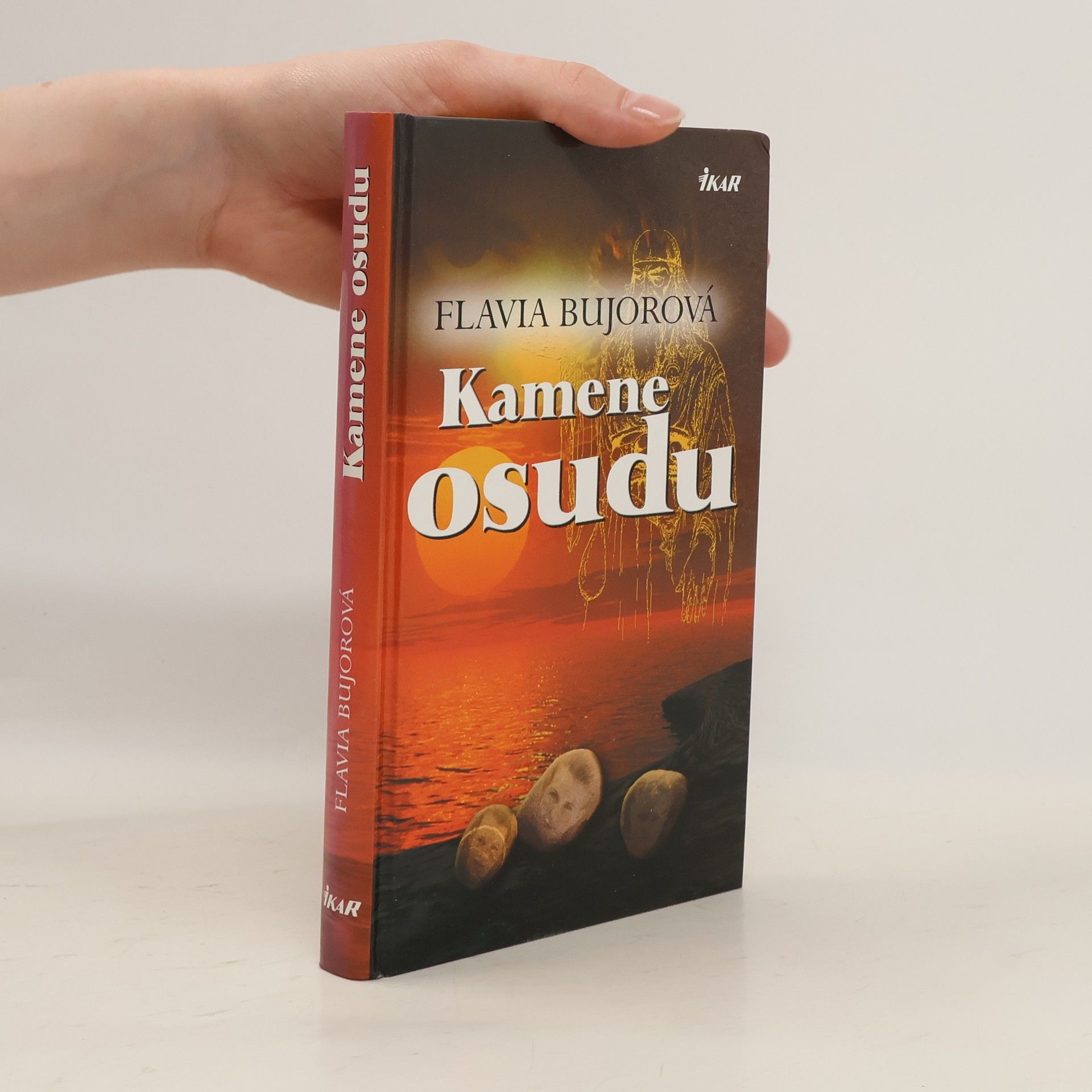 Flavia Bujor Kamene osudu